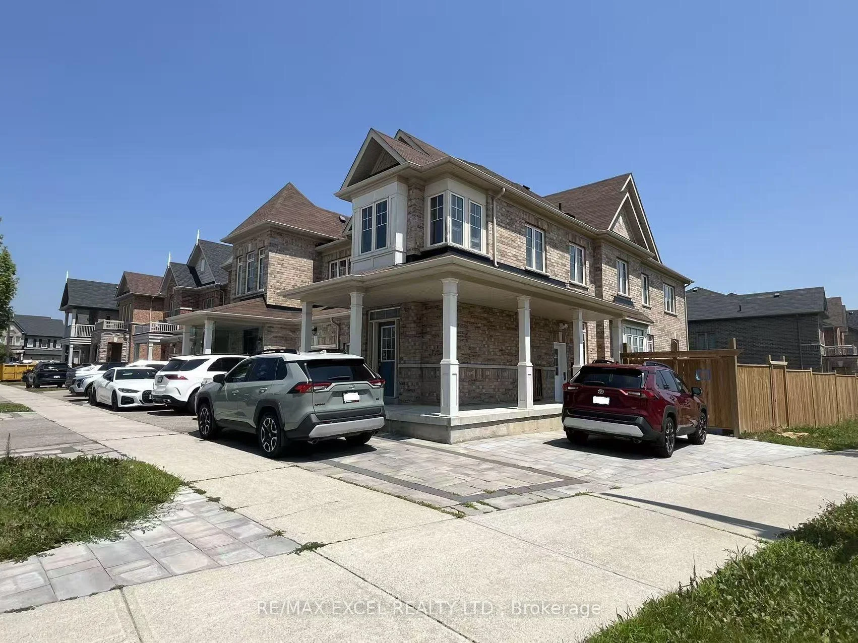 Photo 5 of Unit Main, 118 Hubner Avenue, Markham, Berczy — HOMEH