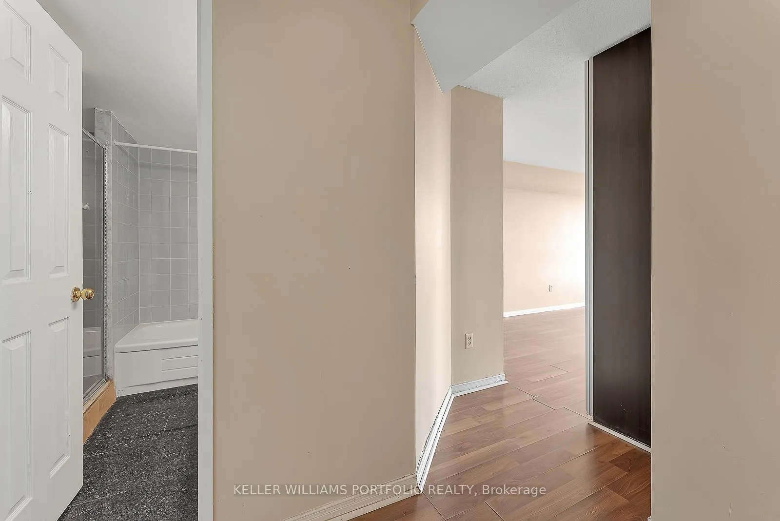Photo 22 of Unit 1402, 400 Webb Drive, Mississauga, City Centre — HOMEH