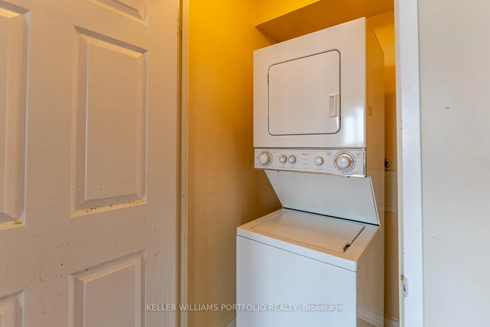 Photo 26 of Unit 1402, 400 Webb Drive, Mississauga, City Centre — HOMEH