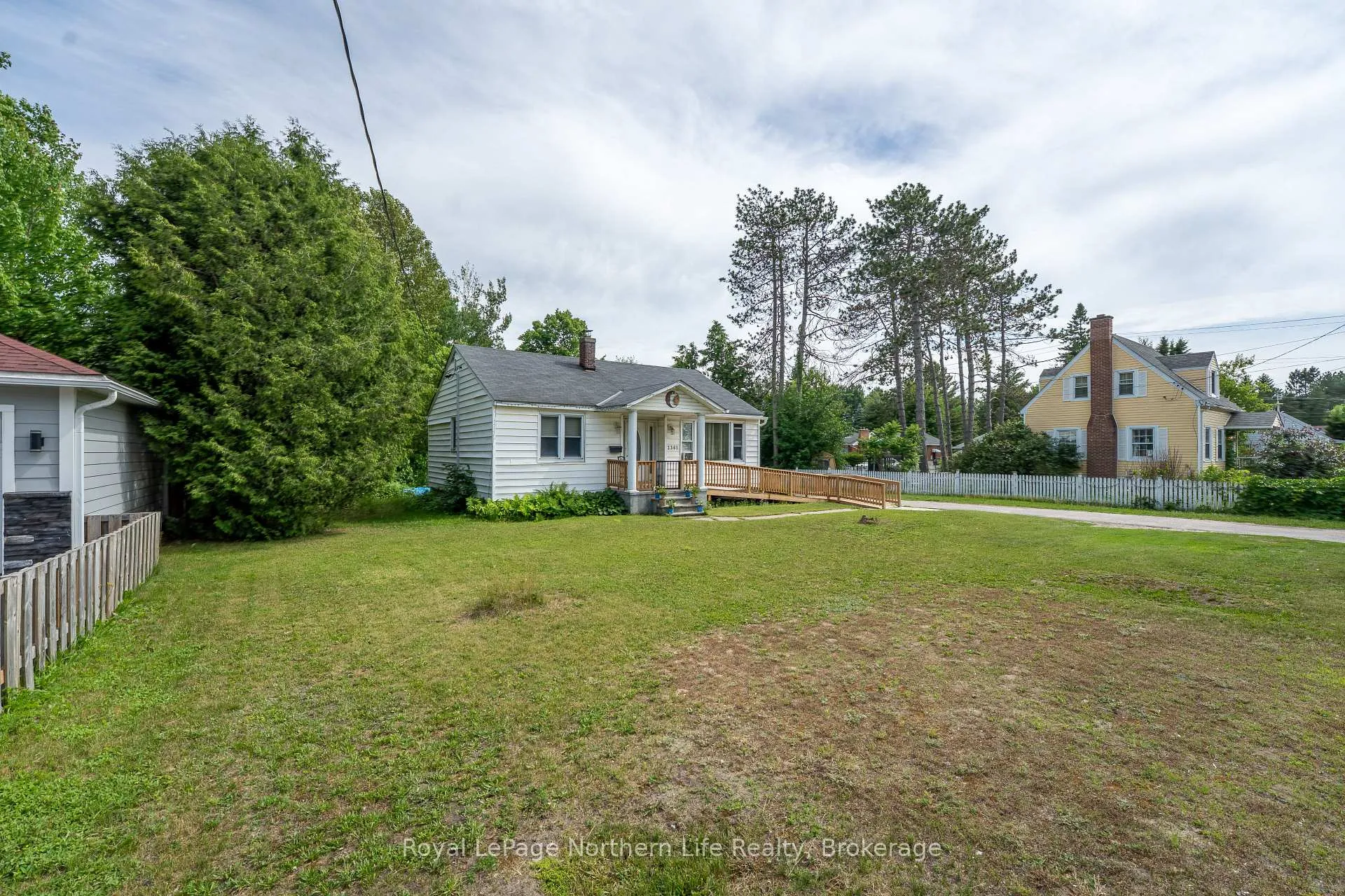 Photo 2 of 2361 Trout Lake Road, North Bay, Birchaven — HOMEH