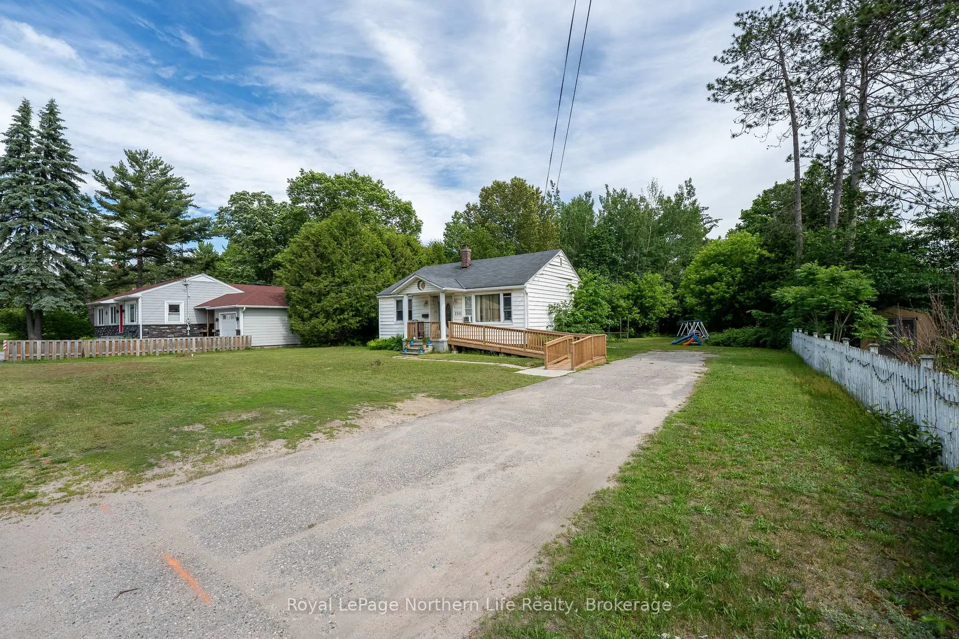 Photo 4 of 2361 Trout Lake Road, North Bay, Birchaven — HOMEH