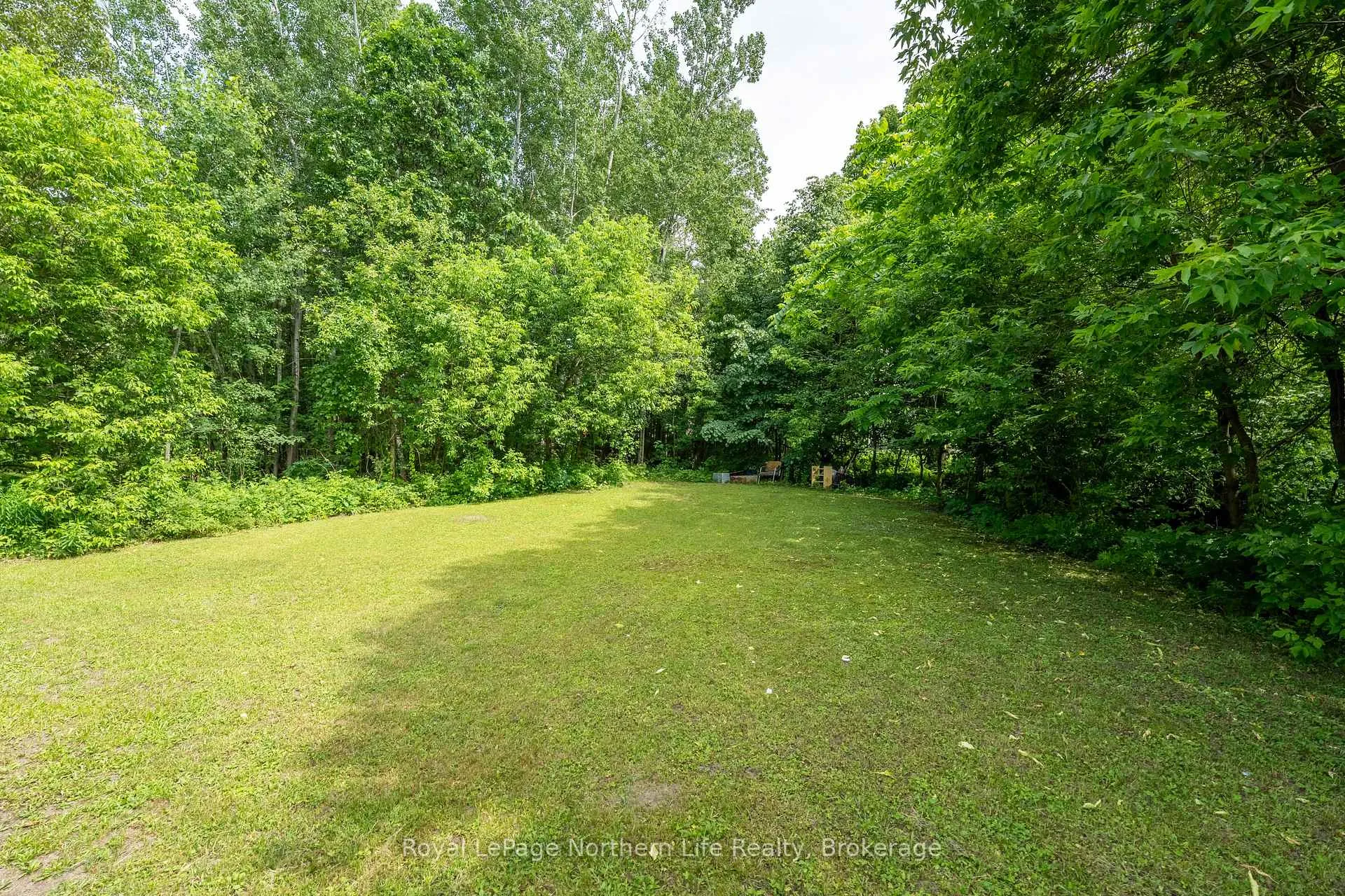 Photo 11 of 2361 Trout Lake Road, North Bay, Birchaven — HOMEH