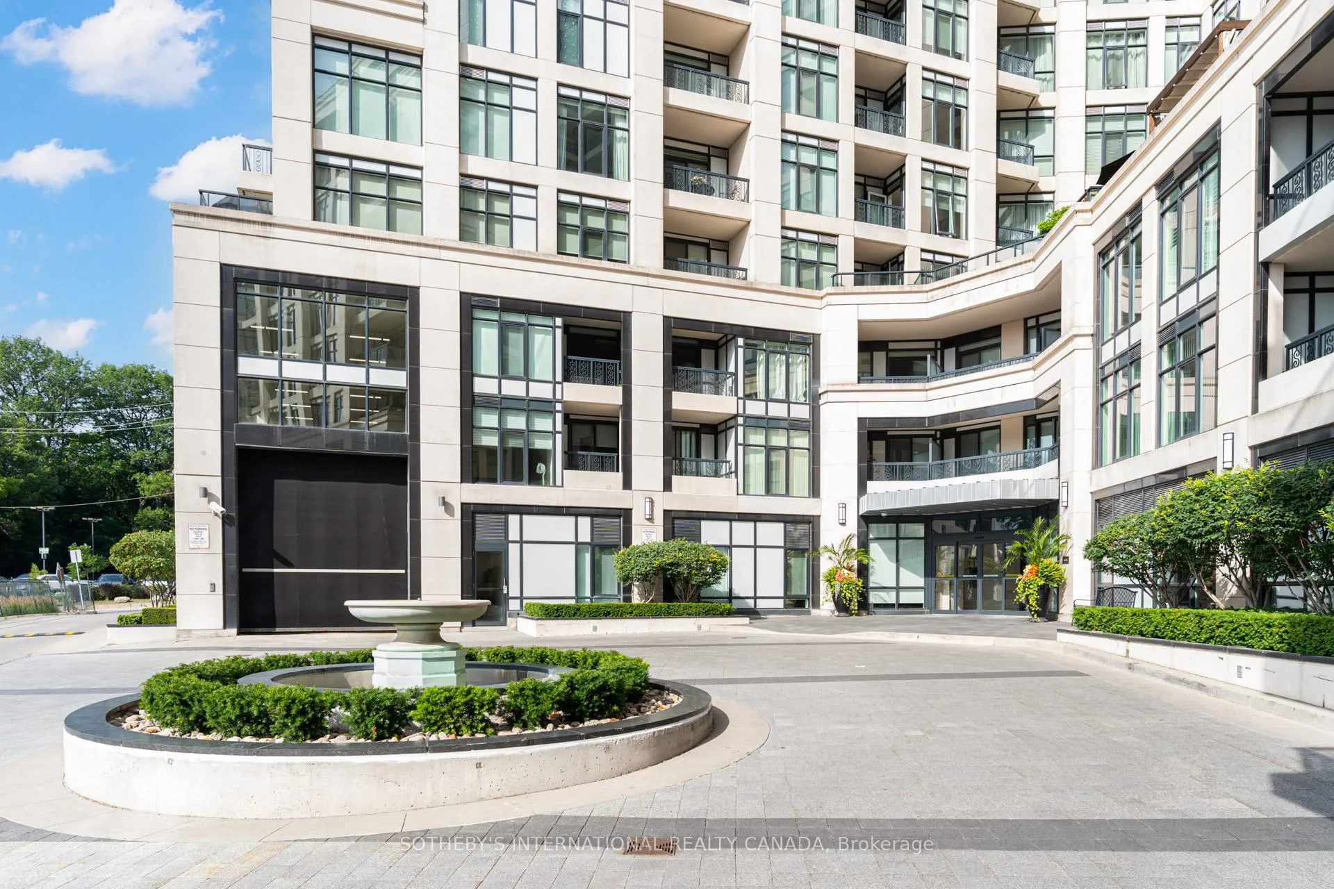 Photo 3 of Unit 1118, 1 Old Mill Drive, Toronto, High Park-Swansea — HOMEH