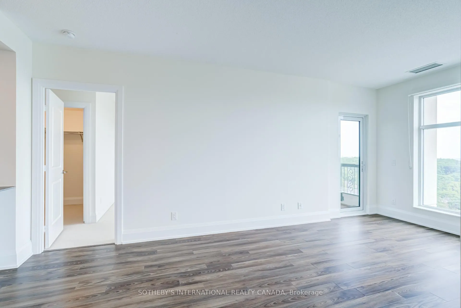 Photo 23 of Unit 1118, 1 Old Mill Drive, Toronto, High Park-Swansea — HOMEH
