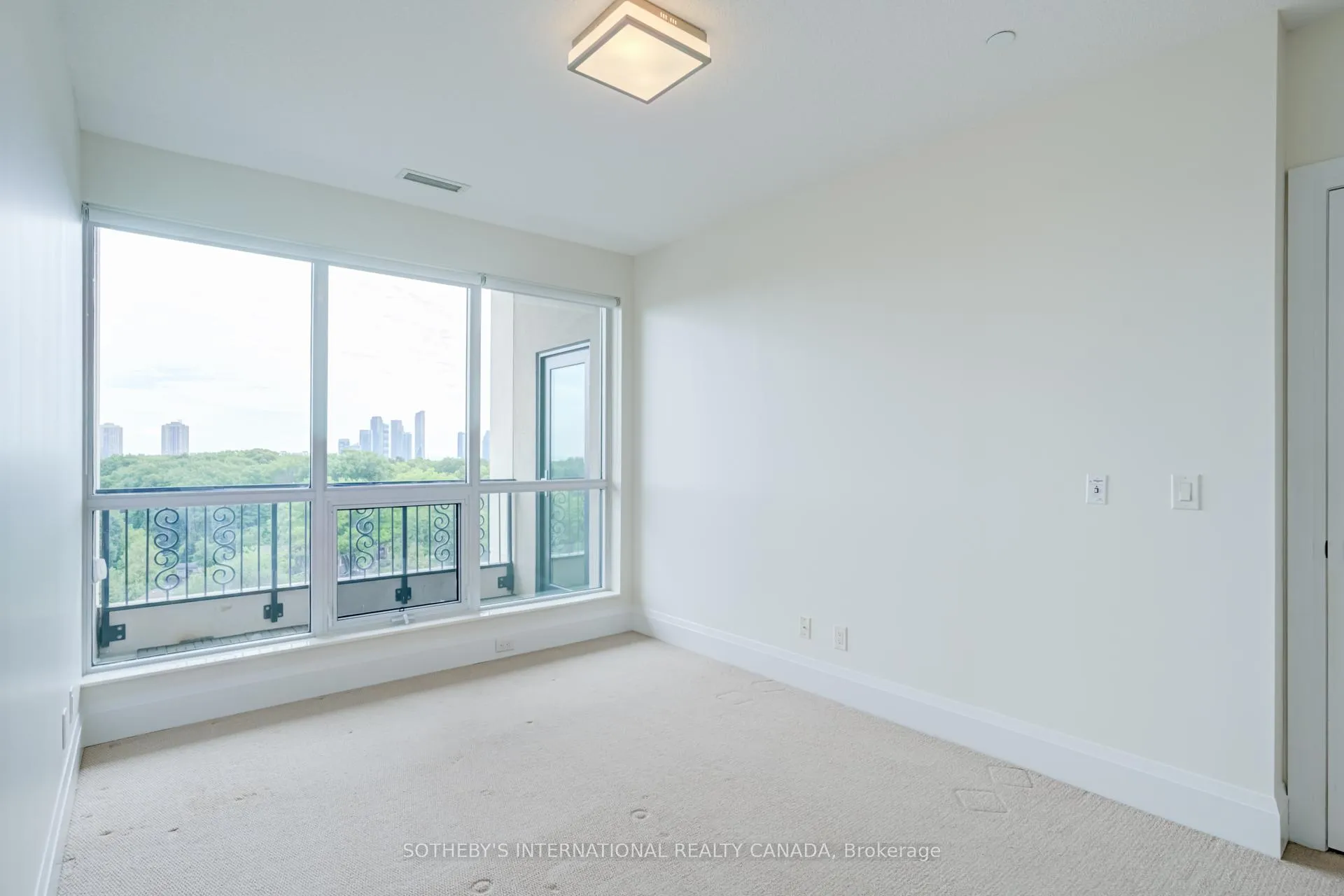 Photo 30 of Unit 1118, 1 Old Mill Drive, Toronto, High Park-Swansea — HOMEH