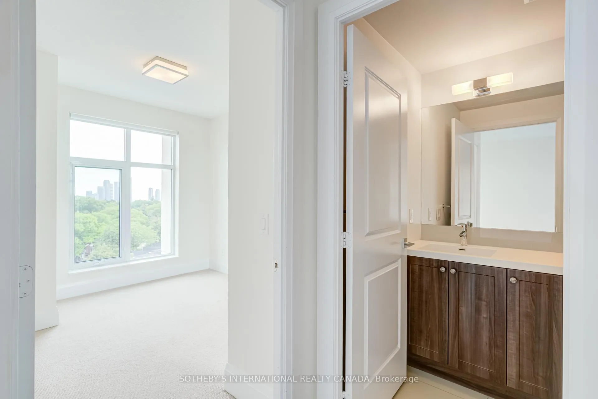 Photo 34 of Unit 1118, 1 Old Mill Drive, Toronto, High Park-Swansea — HOMEH