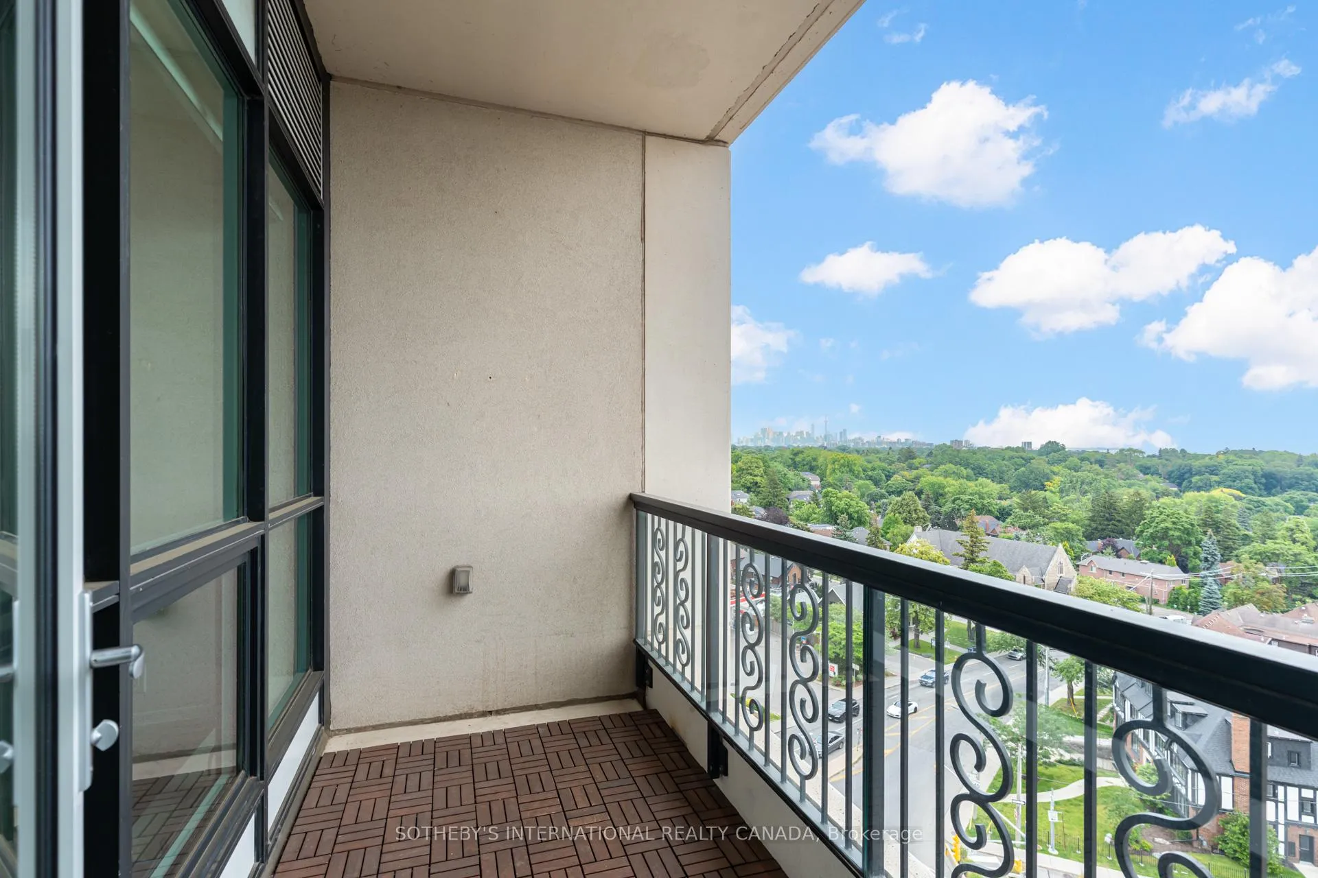 Photo 41 of Unit 1118, 1 Old Mill Drive, Toronto, High Park-Swansea — HOMEH