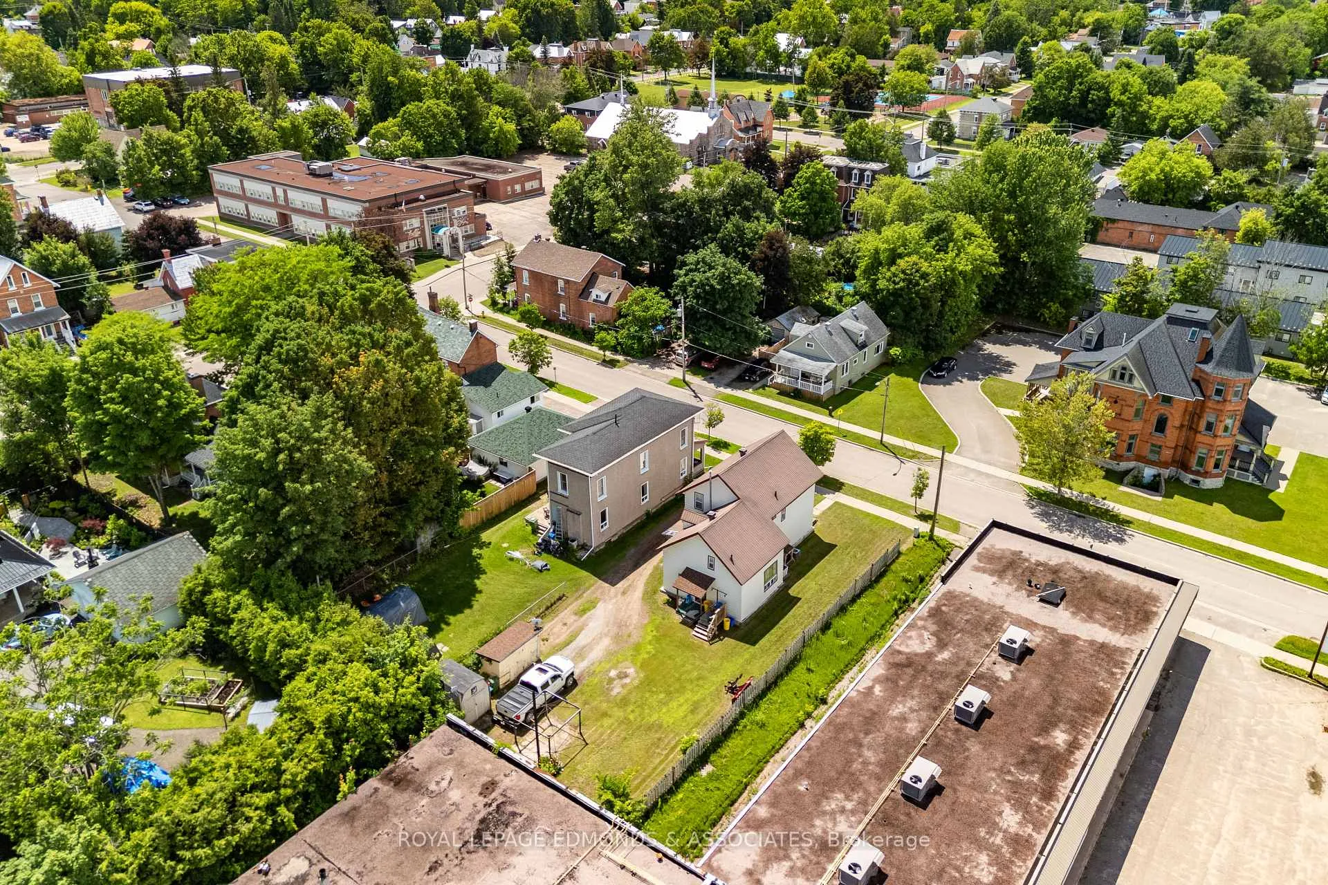 Photo 7 of 235 Munro Street, Pembroke, Pembroke — HOMEH