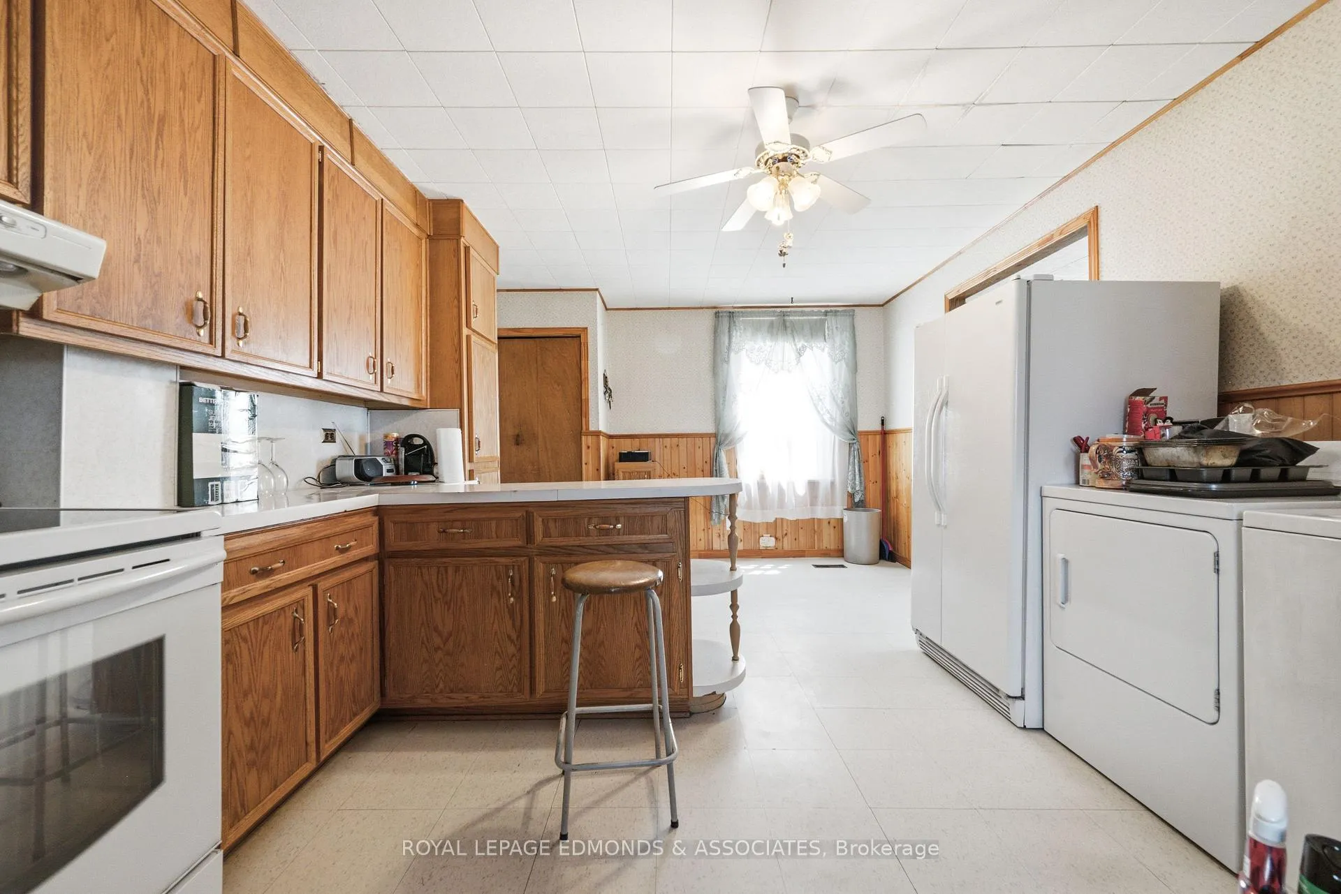 Photo 15 of 235 Munro Street, Pembroke, Pembroke — HOMEH