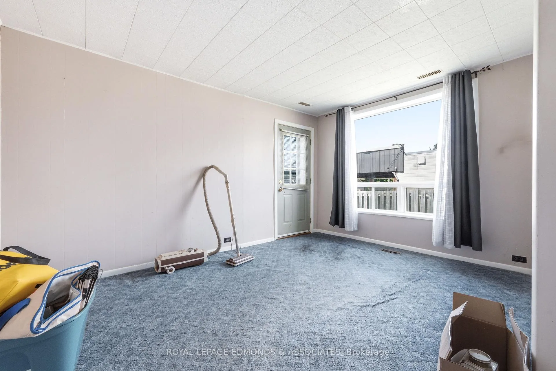 Photo 29 of 235 Munro Street, Pembroke, Pembroke — HOMEH