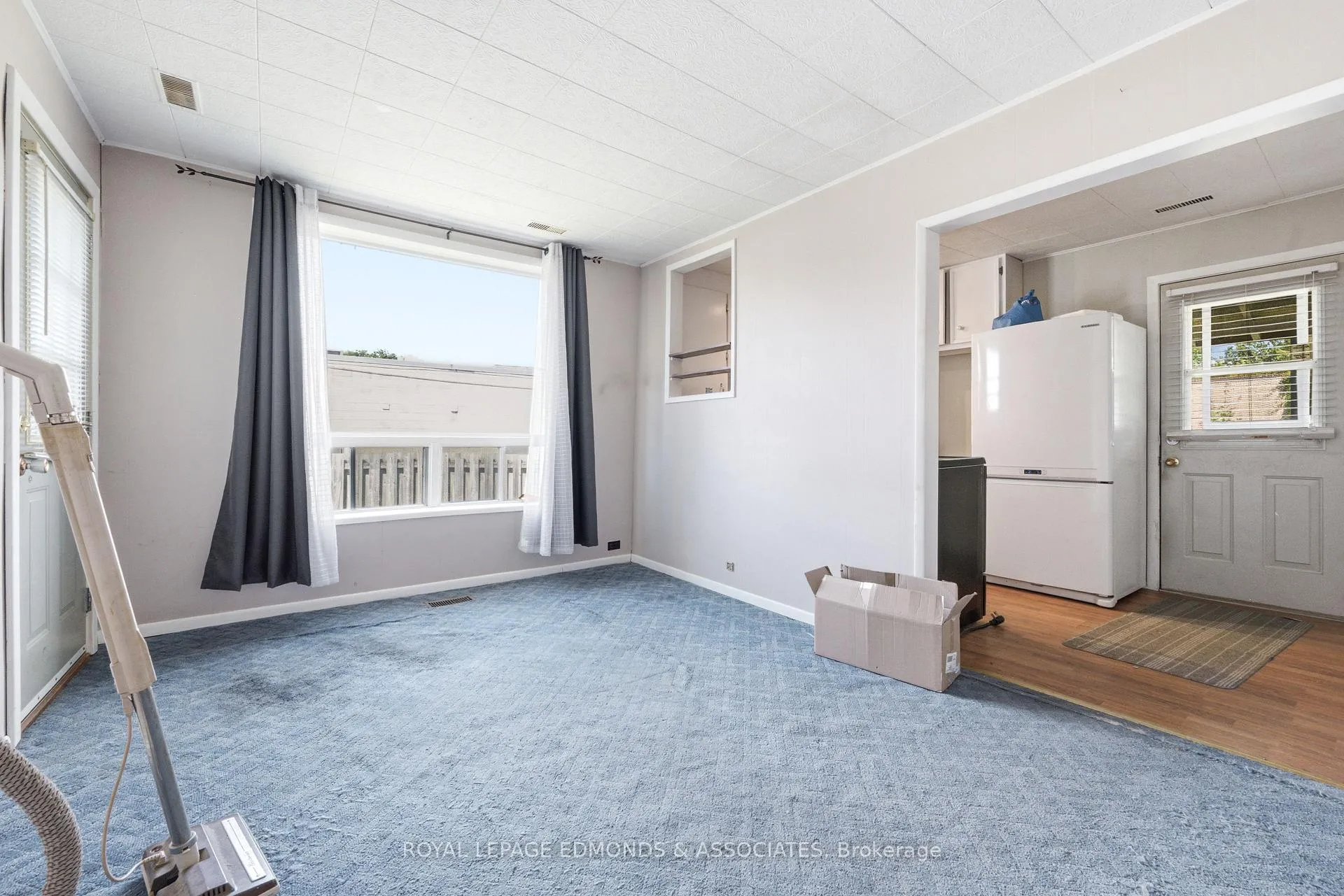 Photo 31 of 235 Munro Street, Pembroke, Pembroke — HOMEH