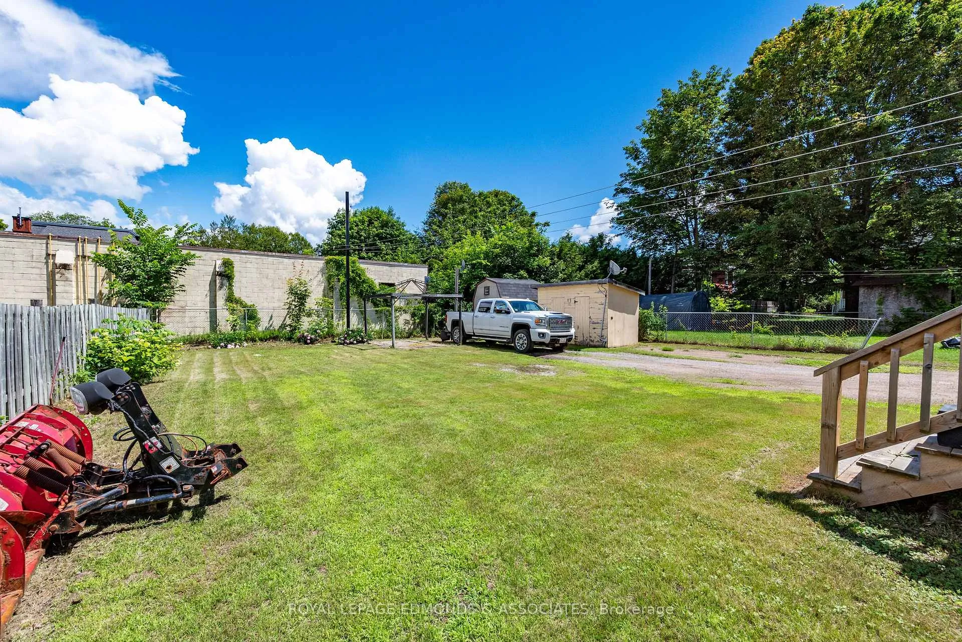 Photo 42 of 235 Munro Street, Pembroke, Pembroke — HOMEH