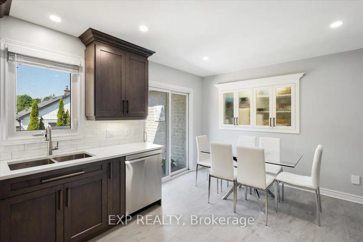 Photo 13 of 122 1/2 Railway Avenue, Middlesex Centre, Komoka — HOMEH