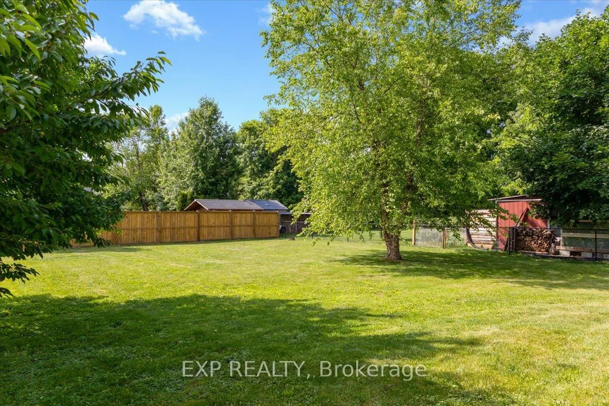 Photo 44 of 122 1/2 Railway Avenue, Middlesex Centre, Komoka — HOMEH