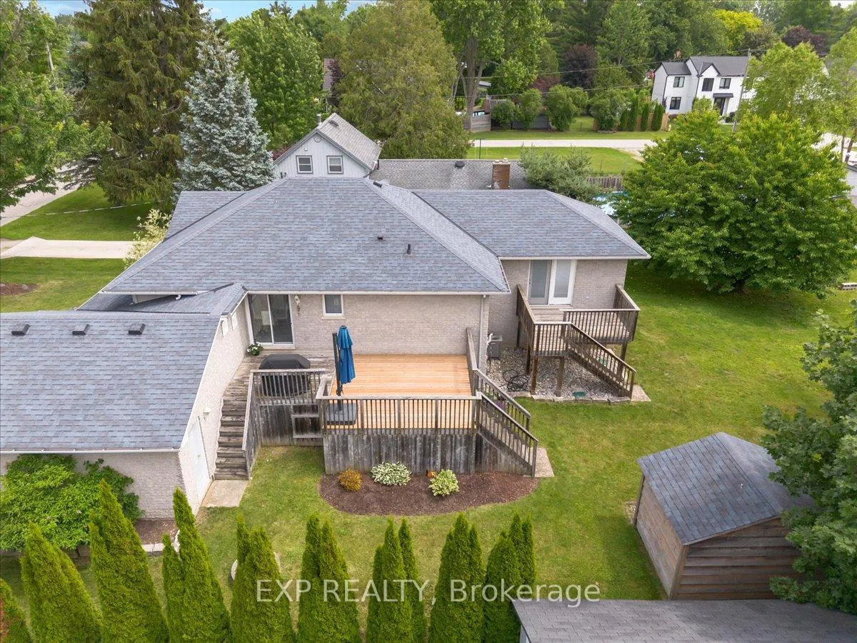 Photo 47 of 122 1/2 Railway Avenue, Middlesex Centre, Komoka — HOMEH