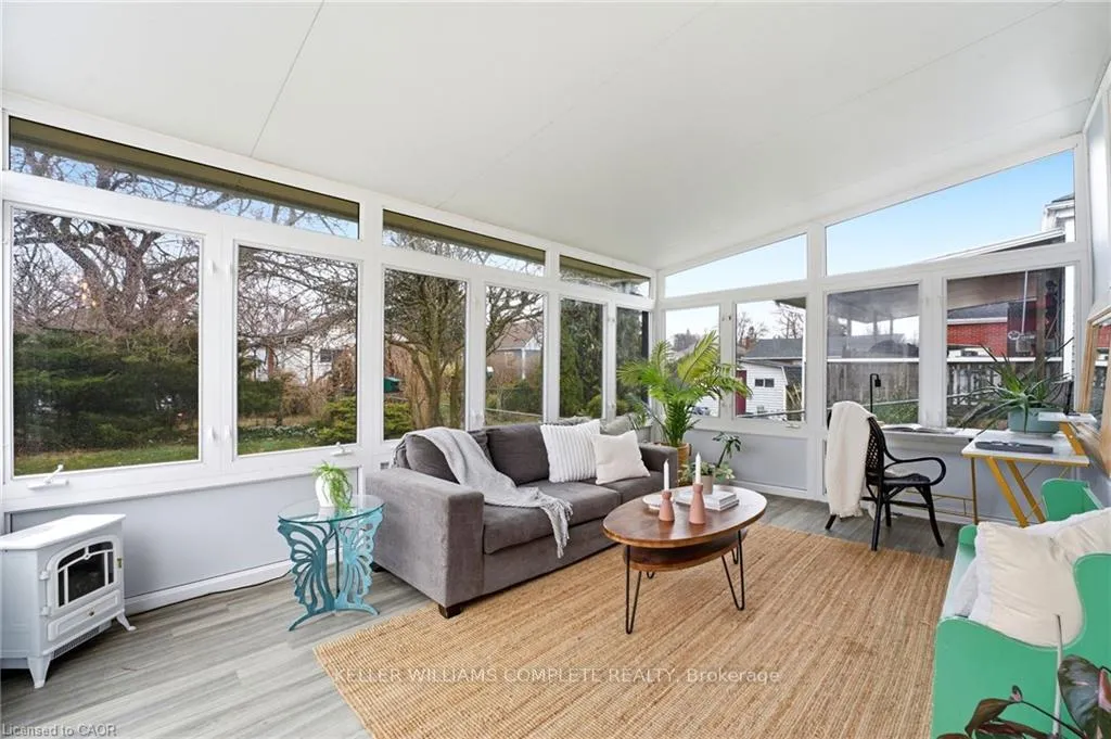 Photo 8 of 547 Cochrane Road, Hamilton, Rosedale — HOMEH