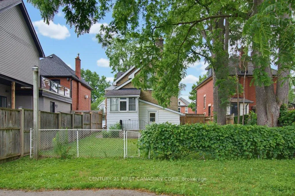 Photo 41 of 243 Tecumseh Avenue E, London, South F — HOMEH