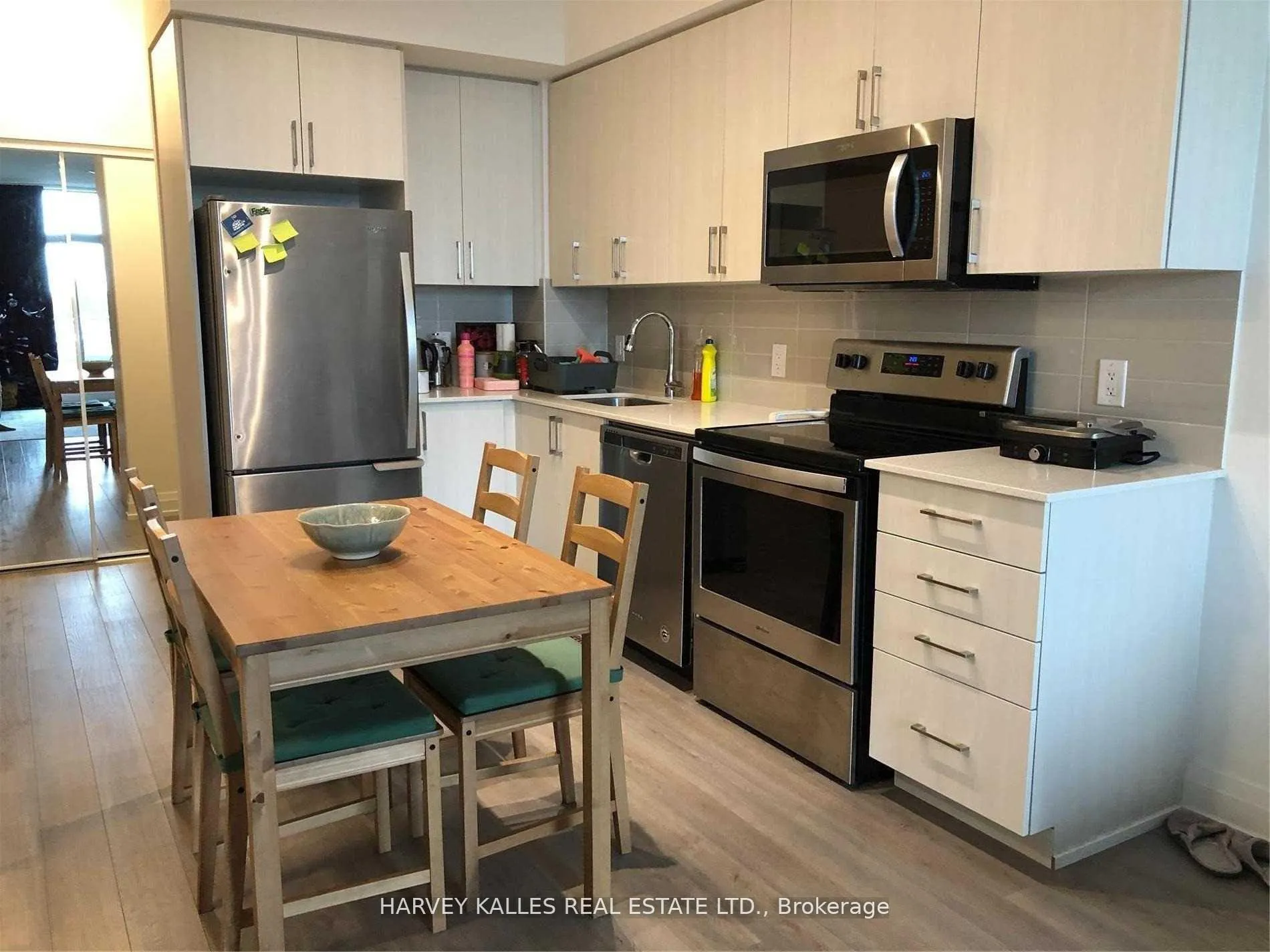 Photo 2 of Unit 728, 591 Sheppard Avenue E, North York, Bayview Village — HOMEH