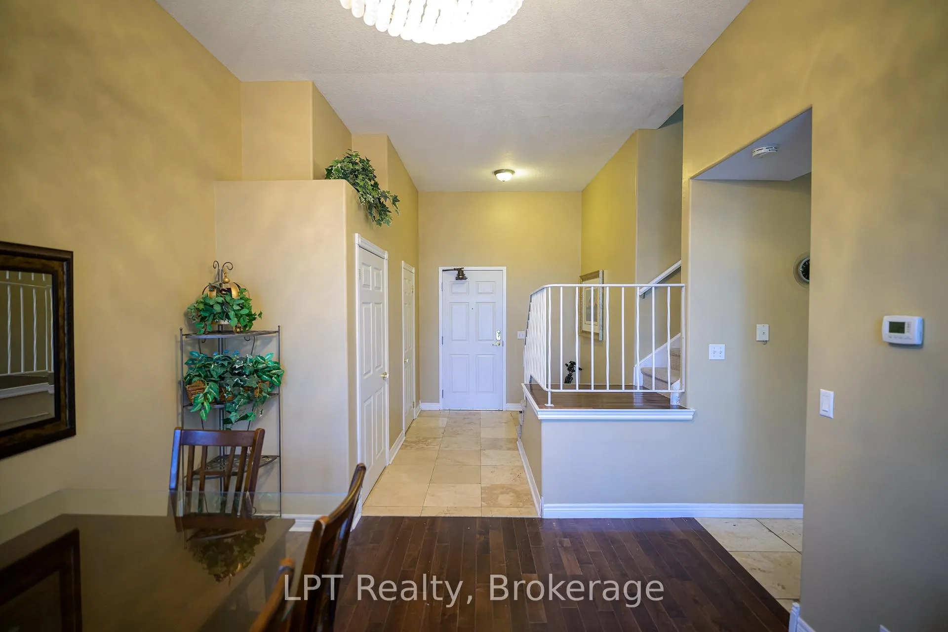 Photo 4 of Unit 302, 317 Queen Street, Chatham-Kent, Chatham — HOMEH