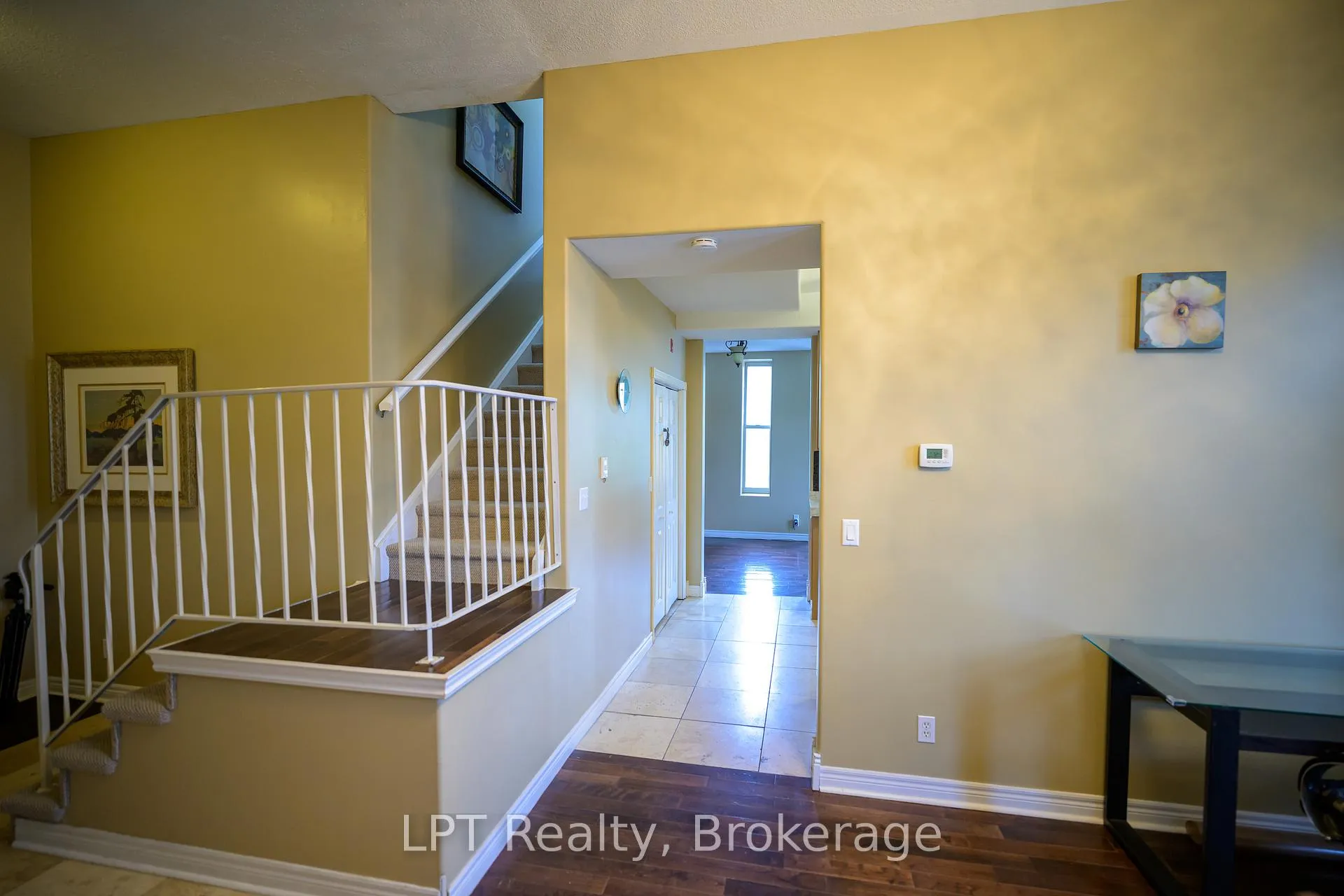 Photo 8 of Unit 302, 317 Queen Street, Chatham-Kent, Chatham — HOMEH