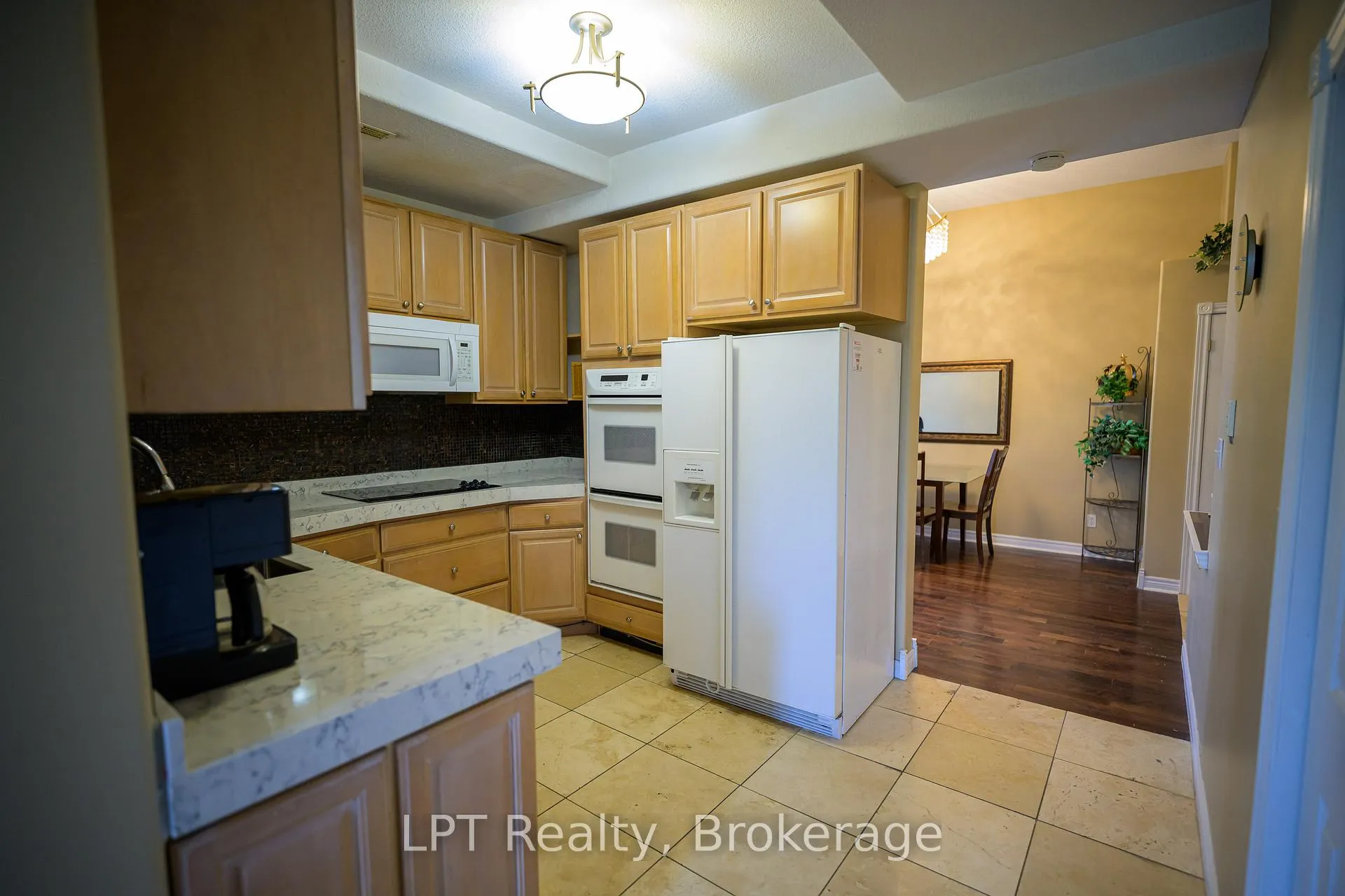 Photo 10 of Unit 302, 317 Queen Street, Chatham-Kent, Chatham — HOMEH