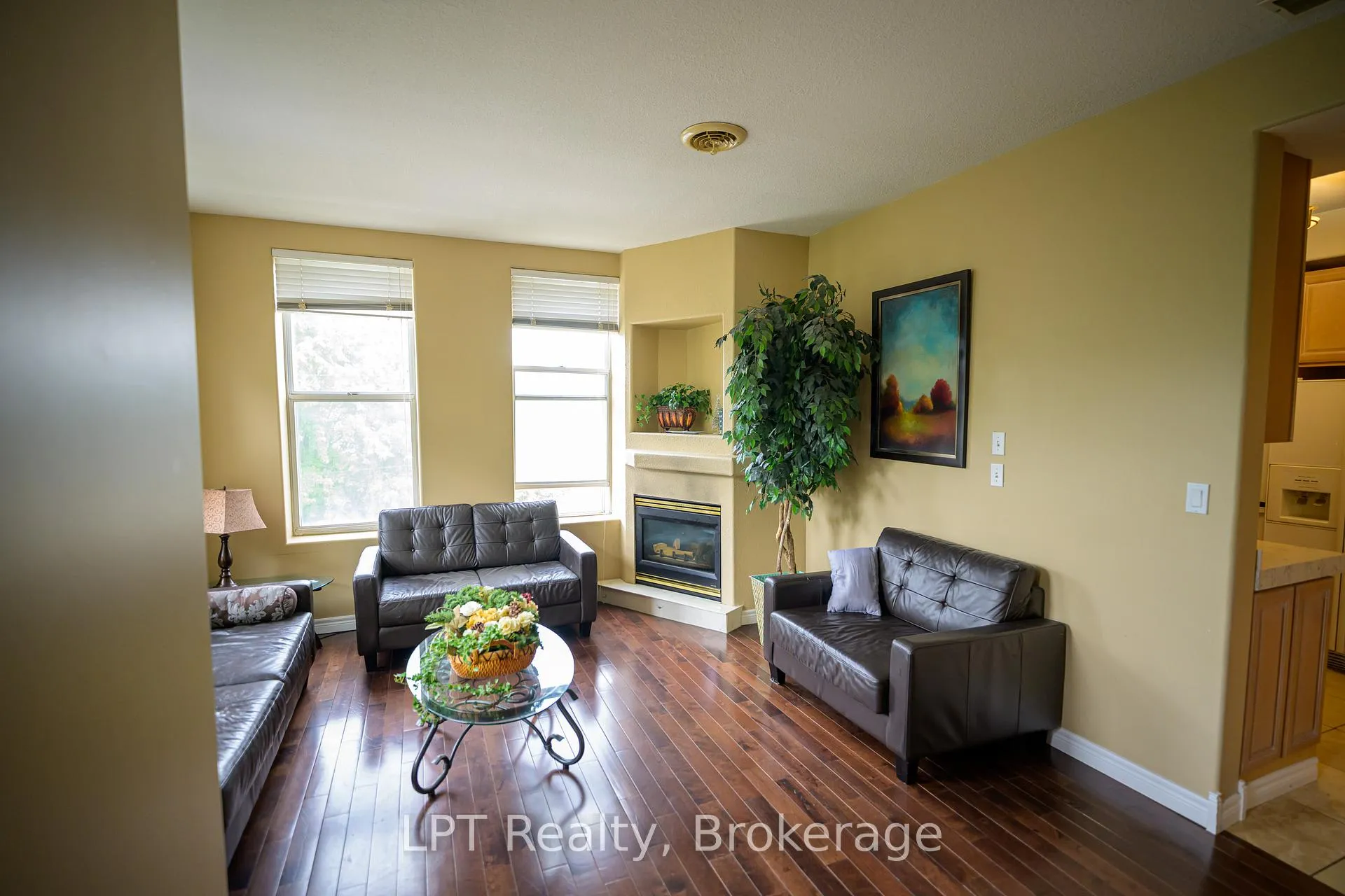 Photo 14 of Unit 302, 317 Queen Street, Chatham-Kent, Chatham — HOMEH