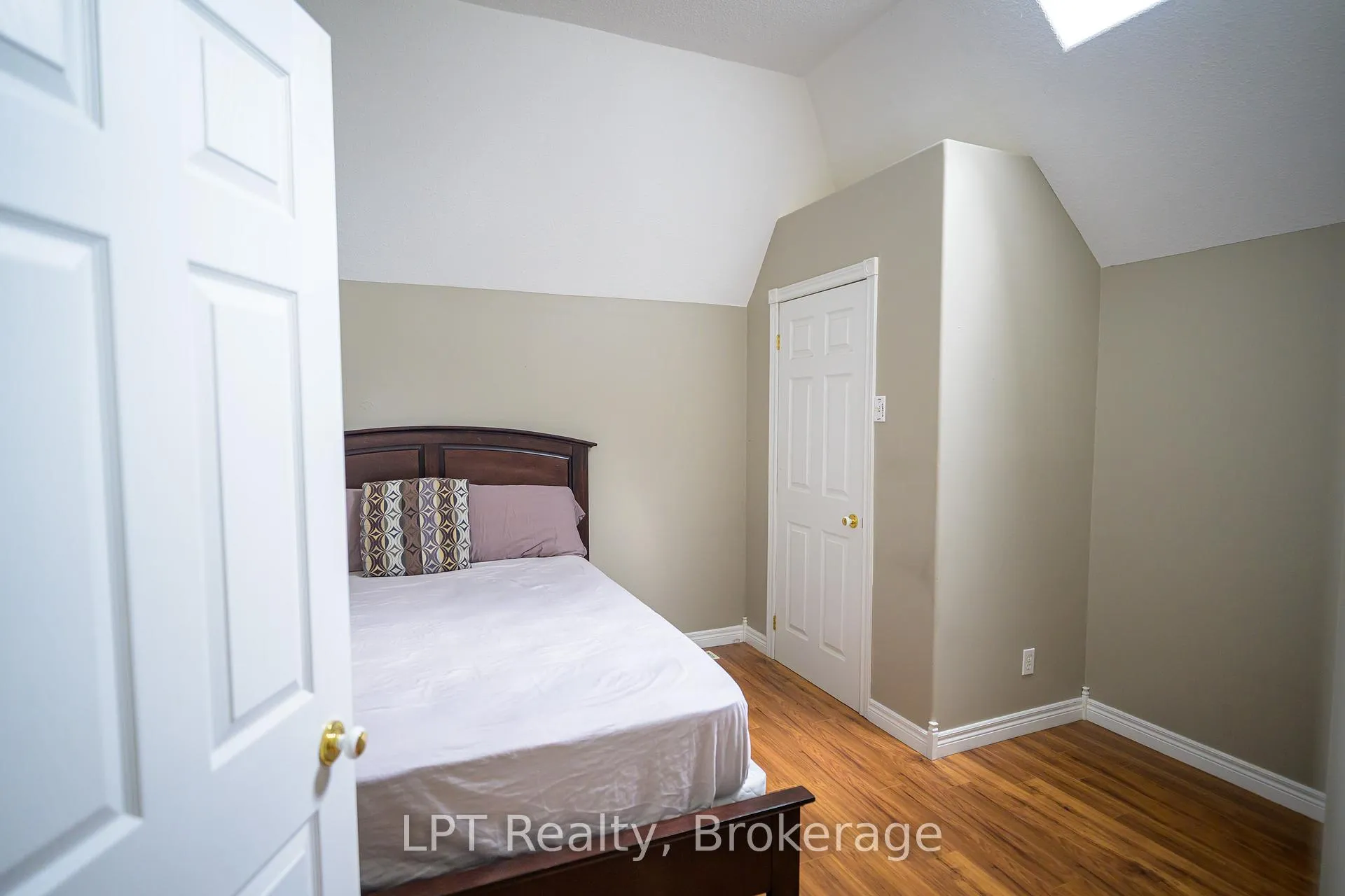 Photo 26 of Unit 302, 317 Queen Street, Chatham-Kent, Chatham — HOMEH