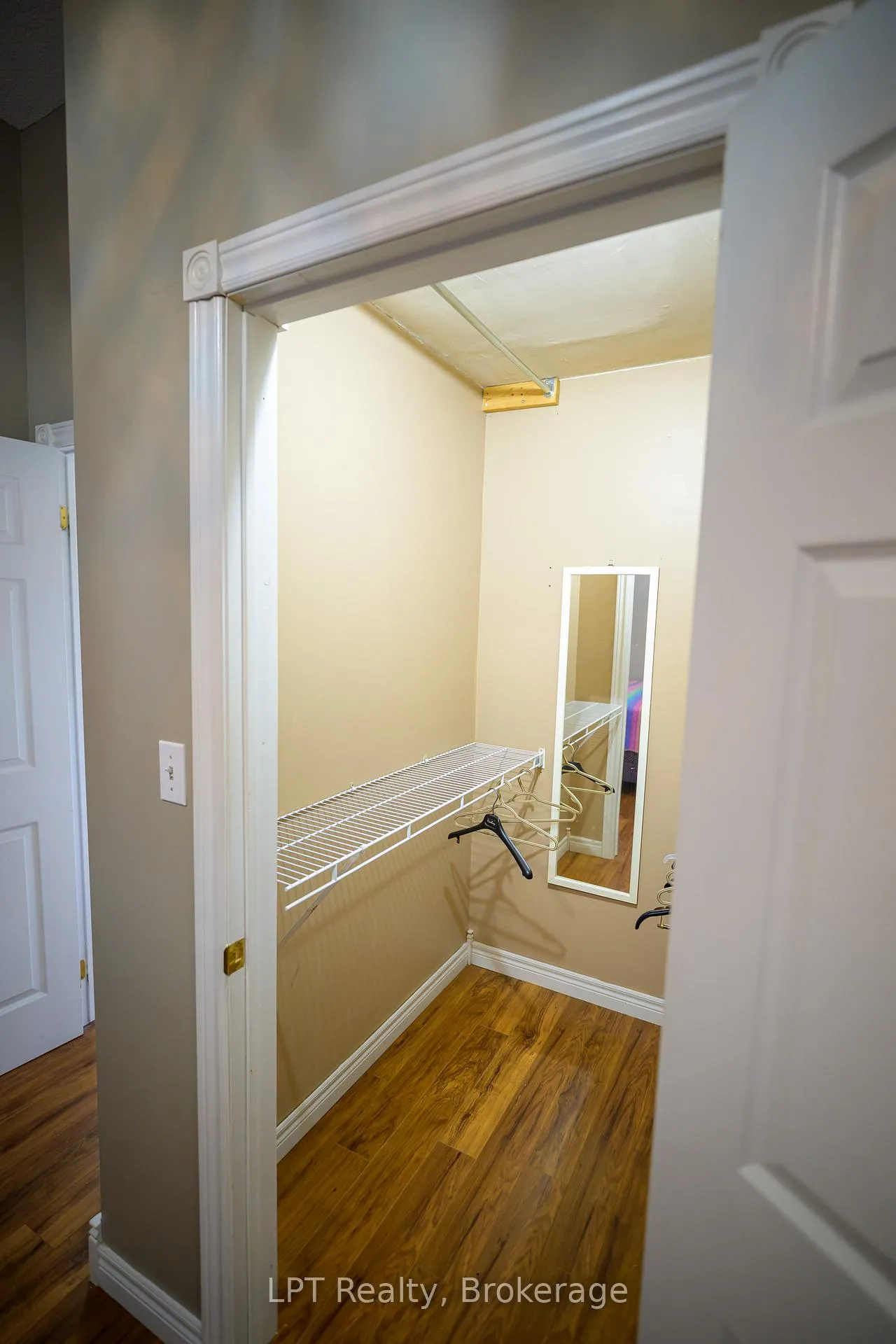 Photo 30 of Unit 302, 317 Queen Street, Chatham-Kent, Chatham — HOMEH