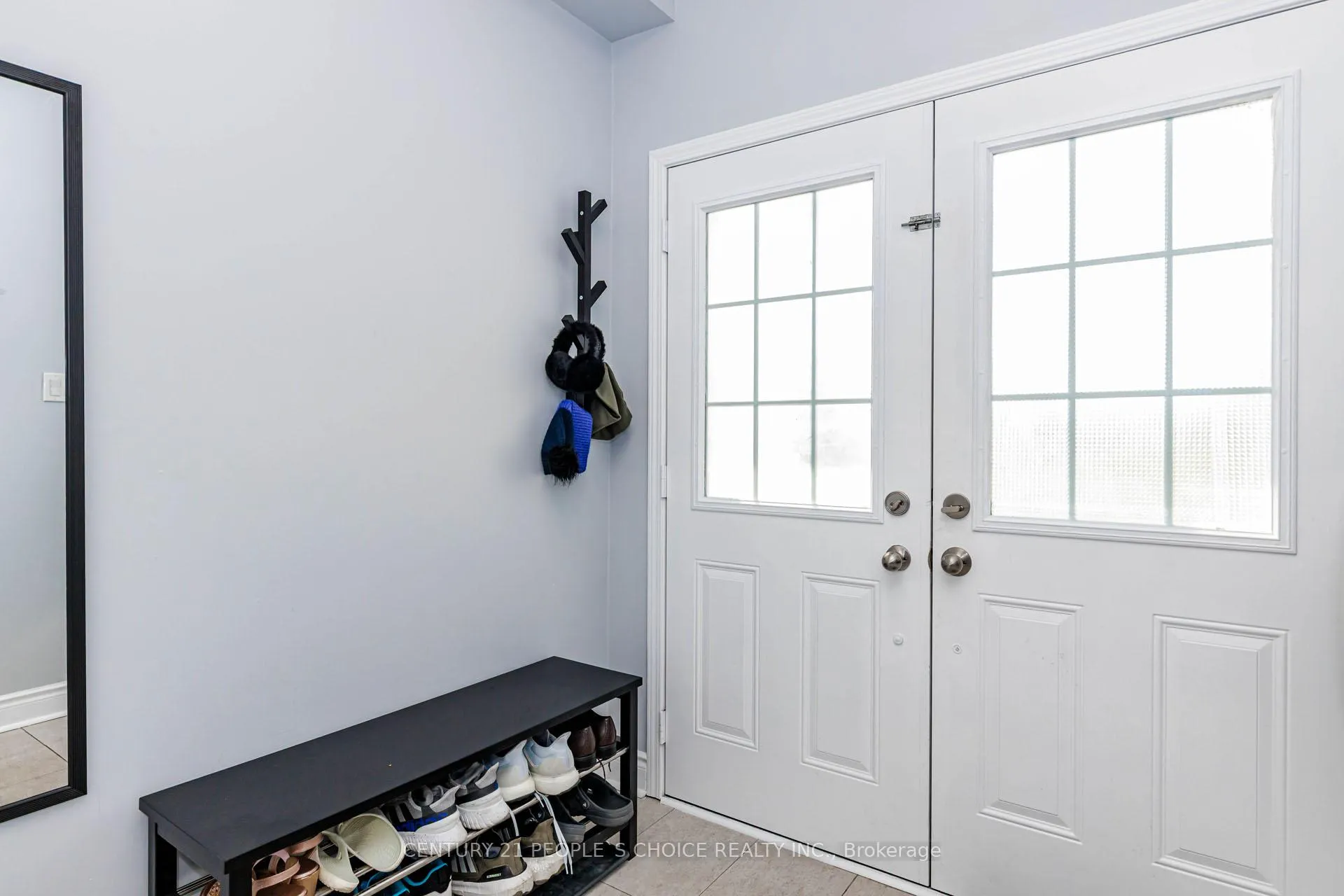 Photo 8 of Unit Upper, 973 Francine Crescent, Mississauga, East Credit — HOMEH