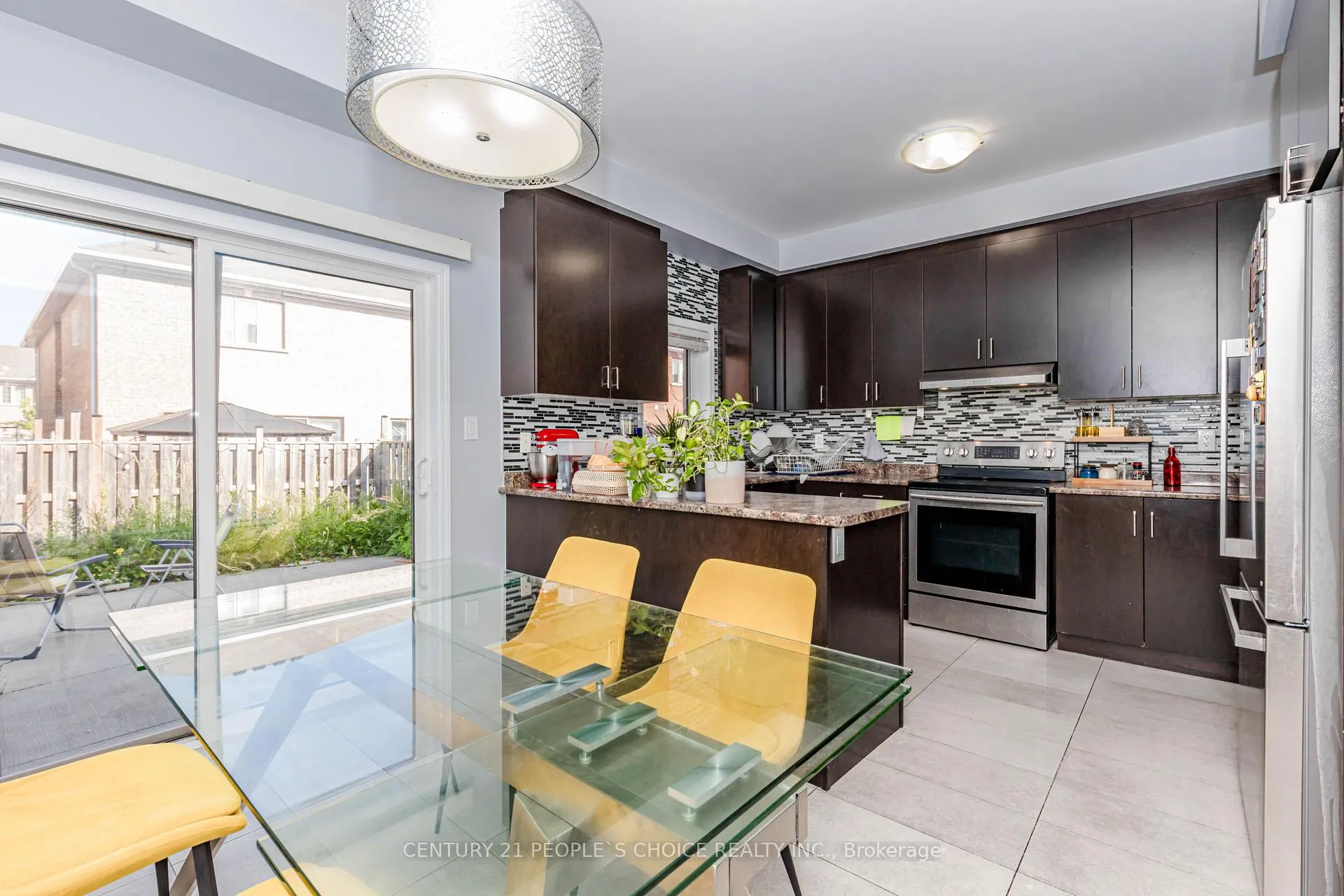 Photo 16 of Unit Upper, 973 Francine Crescent, Mississauga, East Credit — HOMEH