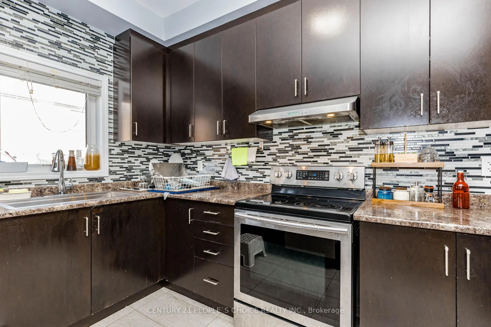 Photo 21 of Unit Upper, 973 Francine Crescent, Mississauga, East Credit — HOMEH