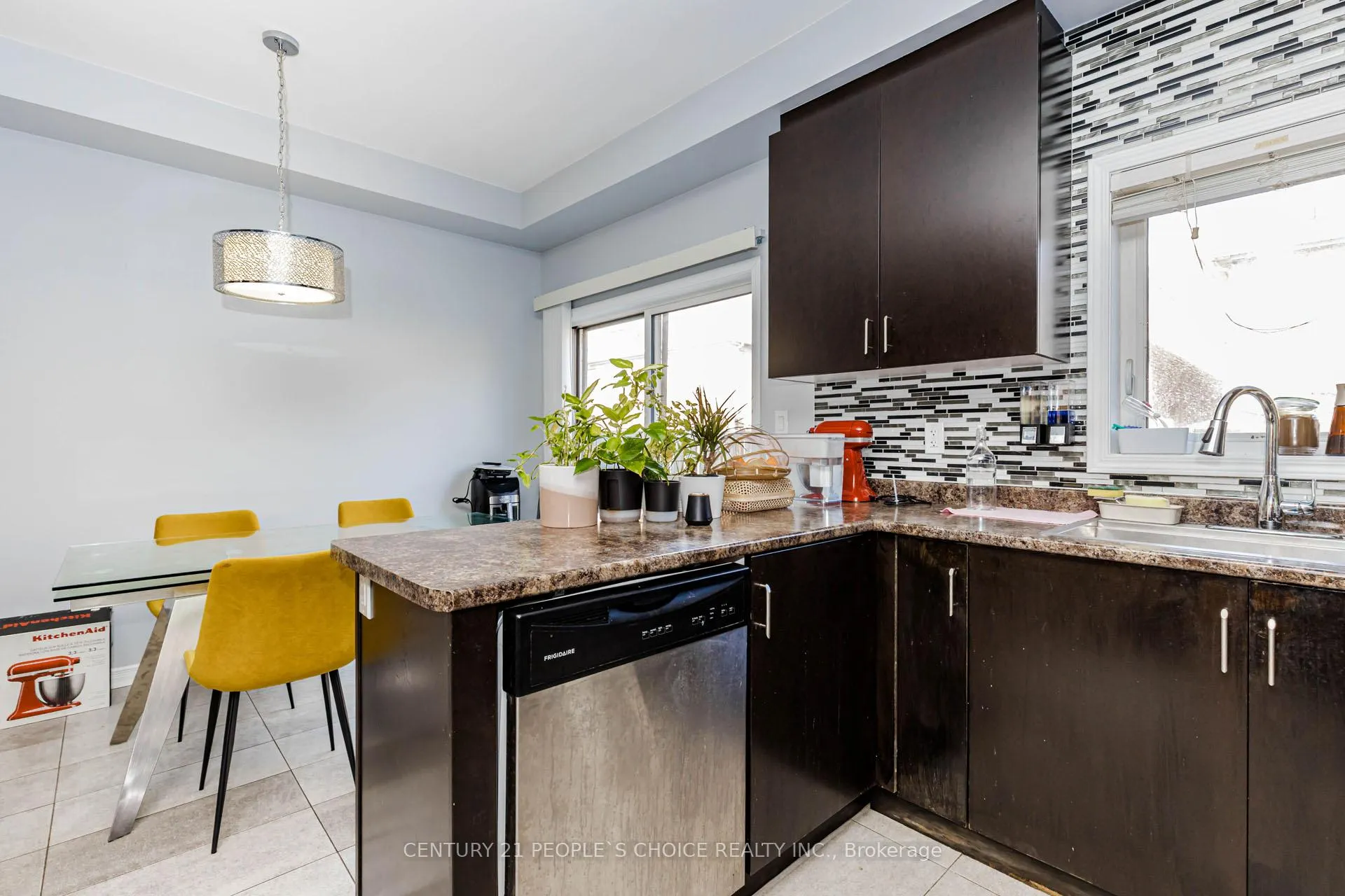 Photo 24 of Unit Upper, 973 Francine Crescent, Mississauga, East Credit — HOMEH