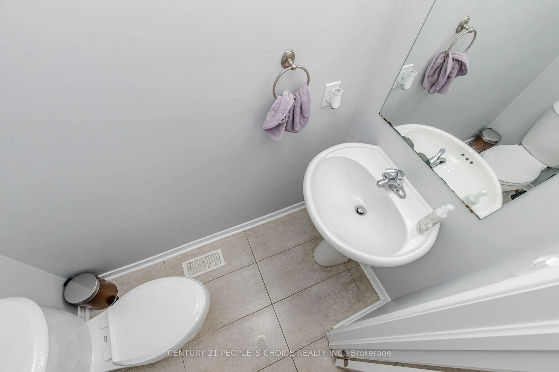 Photo 26 of Unit Upper, 973 Francine Crescent, Mississauga, East Credit — HOMEH