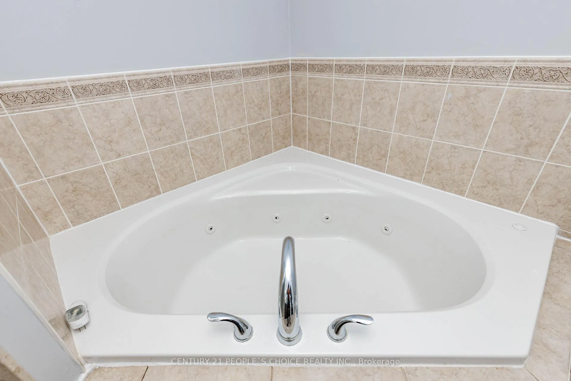 Photo 37 of Unit Upper, 973 Francine Crescent, Mississauga, East Credit — HOMEH