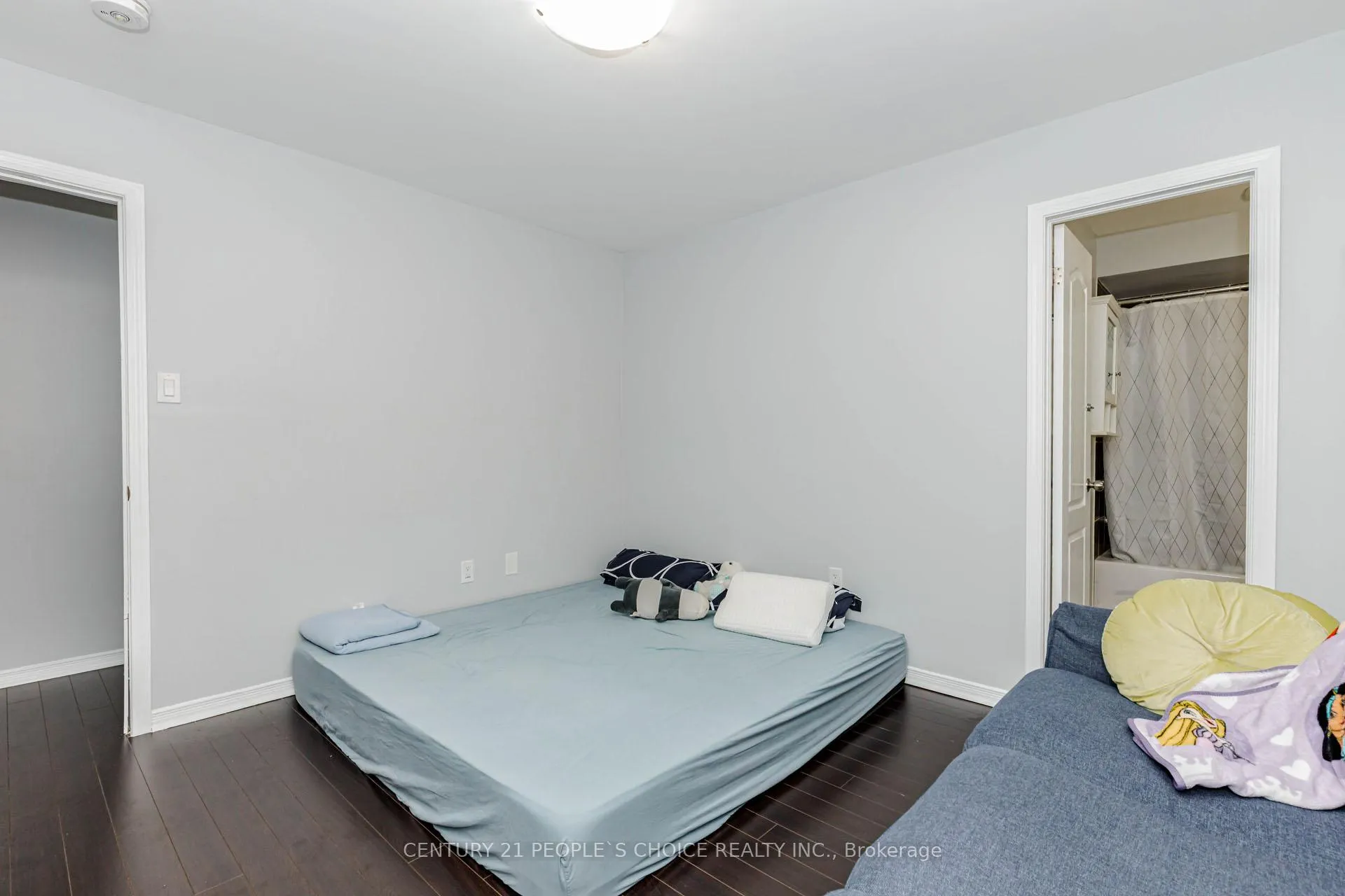 Photo 44 of Unit Upper, 973 Francine Crescent, Mississauga, East Credit — HOMEH