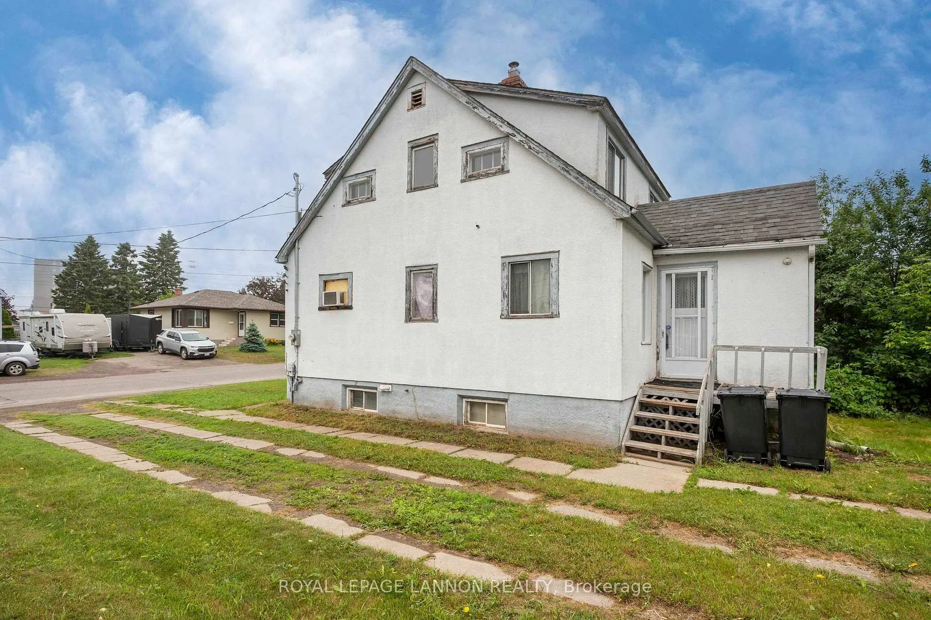 Photo 5 of 65 Kenogami Ave. N. N, Thunder Bay, College Heights — HOMEH