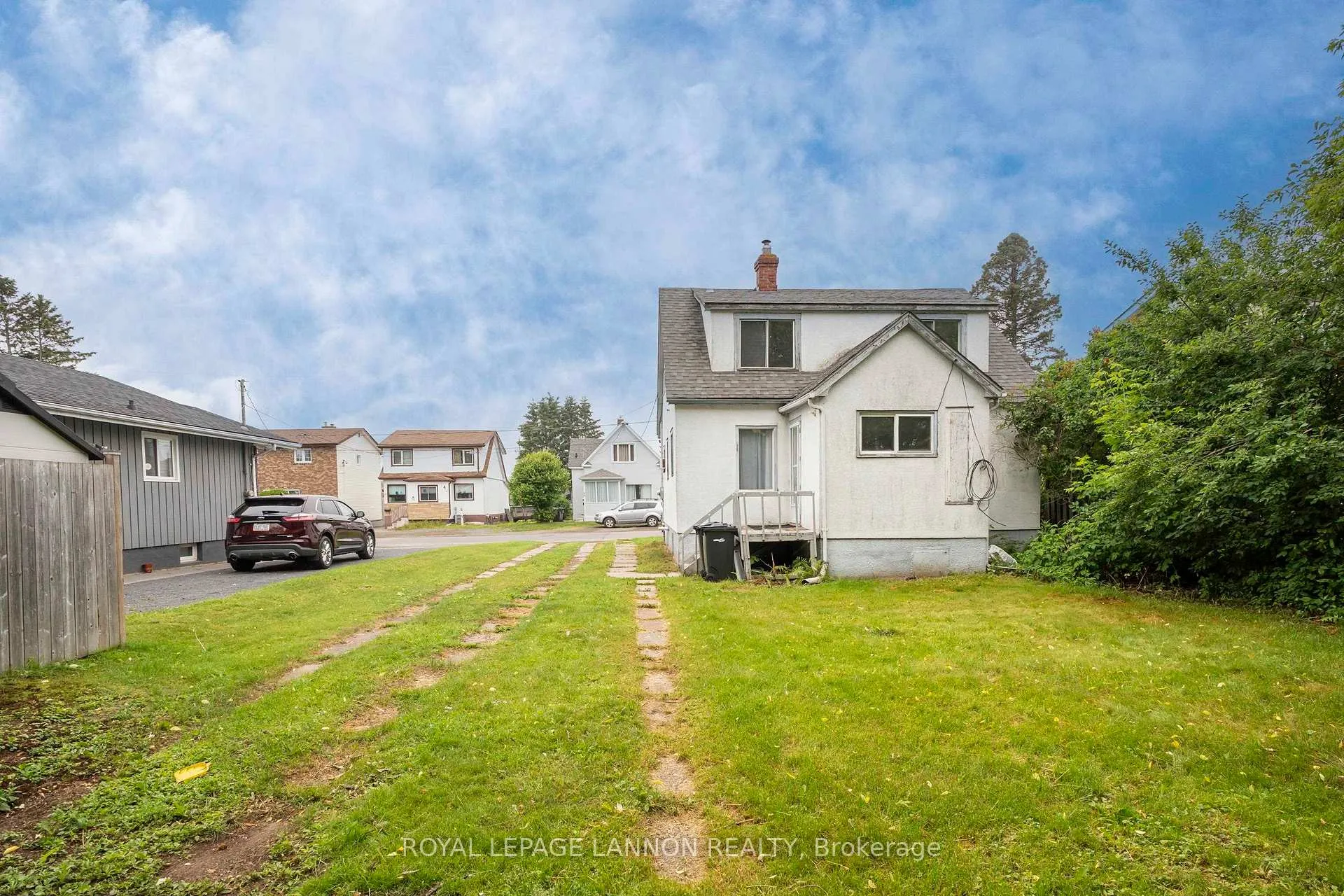 Photo 7 of 65 Kenogami Ave. N. N, Thunder Bay, College Heights — HOMEH