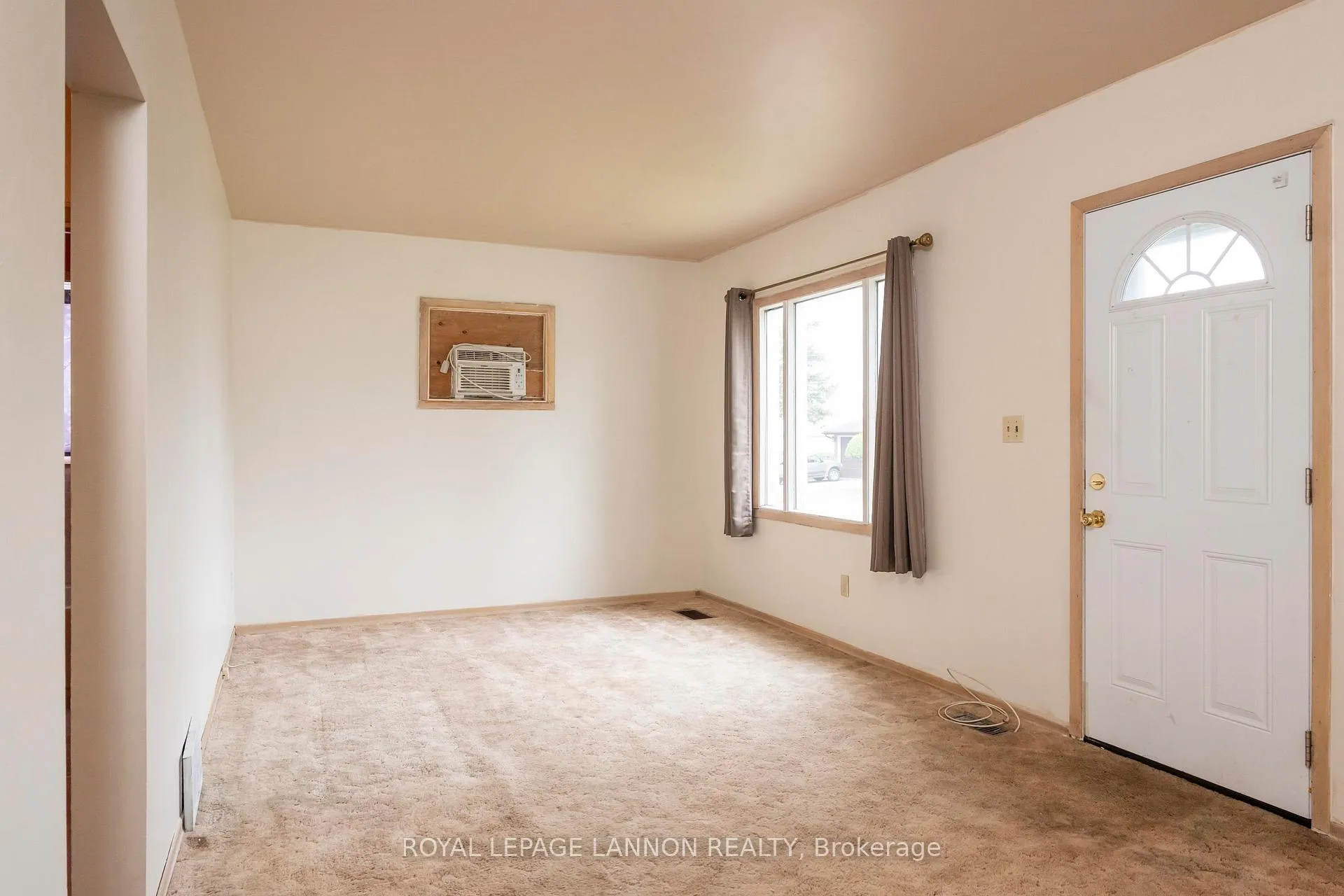 Photo 12 of 65 Kenogami Ave. N. N, Thunder Bay, College Heights — HOMEH