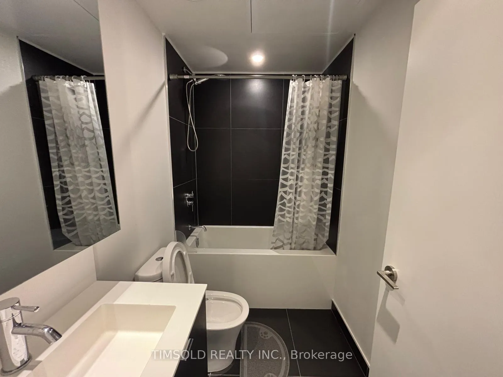 Photo 3 of Unit 1621, 20 Edward Street, Toronto, Bay Street Corridor — HOMEH
