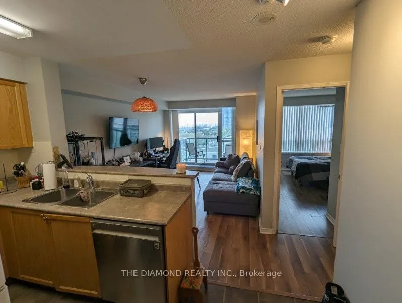 Photo 2 of Unit 610, 9 Michael Power Place, Etobicoke, Islington-City Centre West — HOMEH