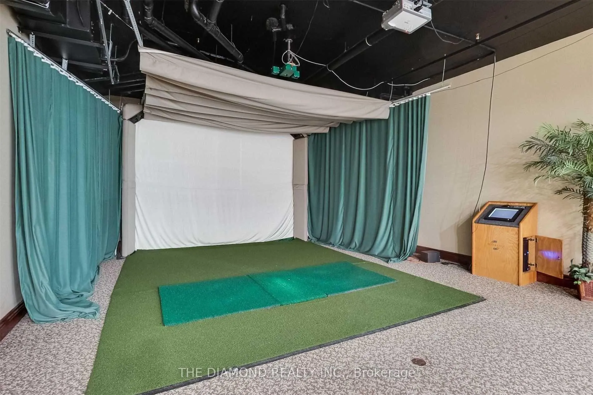 Photo 11 of Unit 610, 9 Michael Power Place, Etobicoke, Islington-City Centre West — HOMEH
