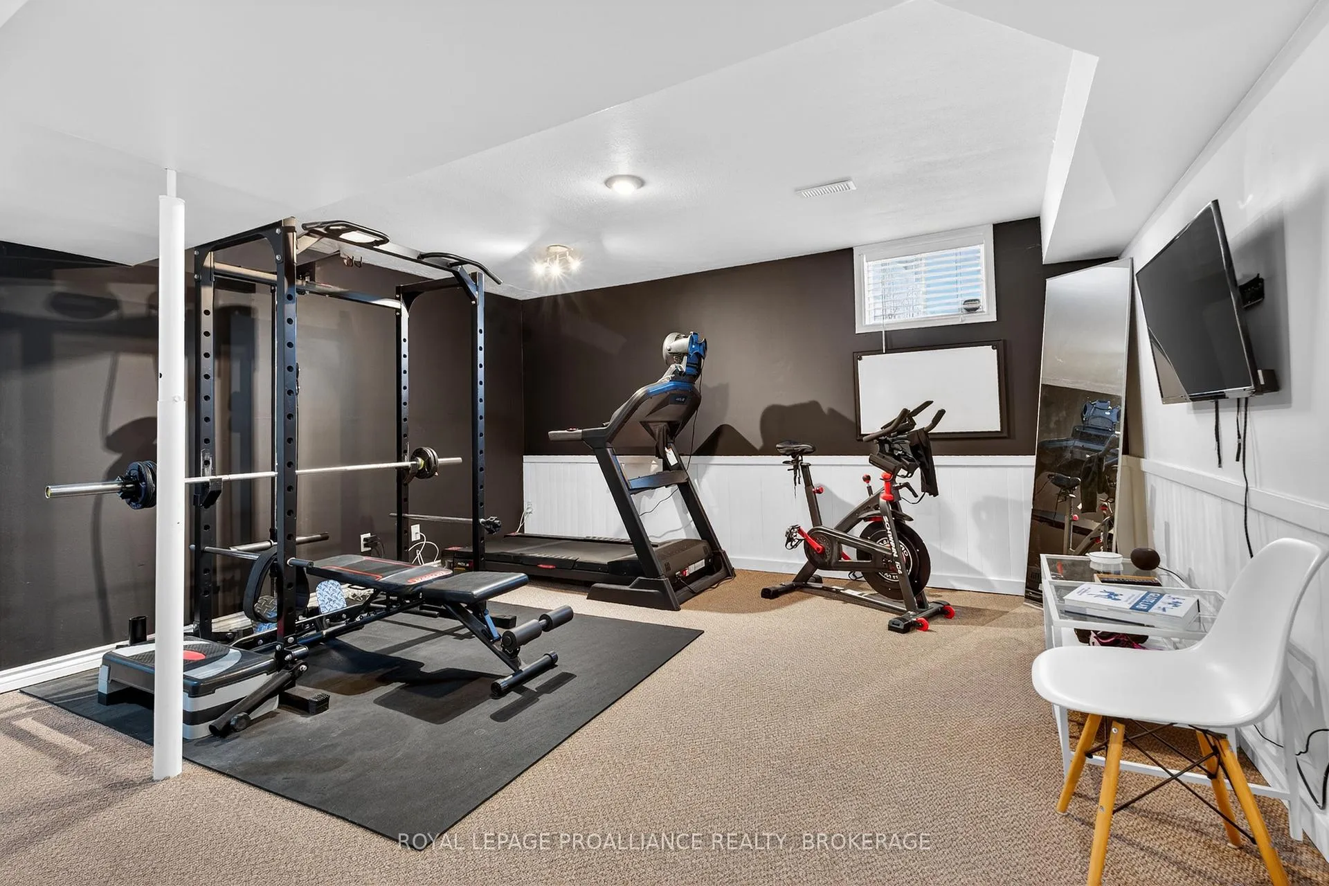 Photo 28 of 41 Chartwell Crescent, Kingston, Kingston East (Incl Barret Crt) — HOMEH