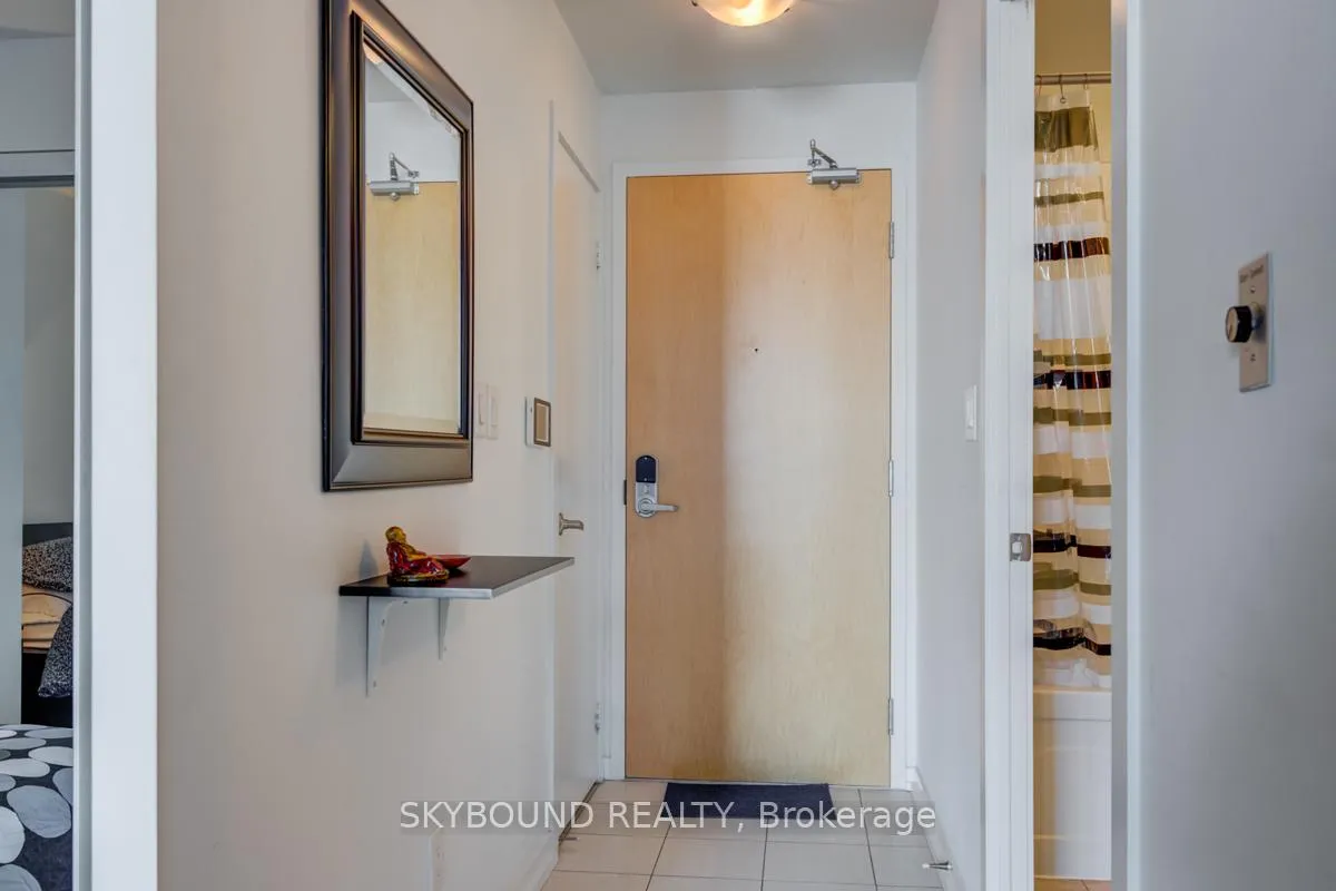 Photo 2 of Unit 2709, 55 Bremner Boulevard, Toronto, Waterfront Communities — HOMEH