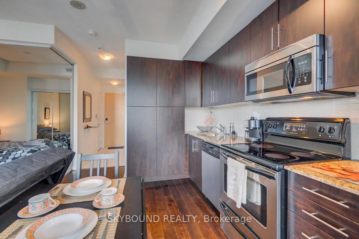 Photo 5 of Unit 2709, 55 Bremner Boulevard, Toronto, Waterfront Communities — HOMEH