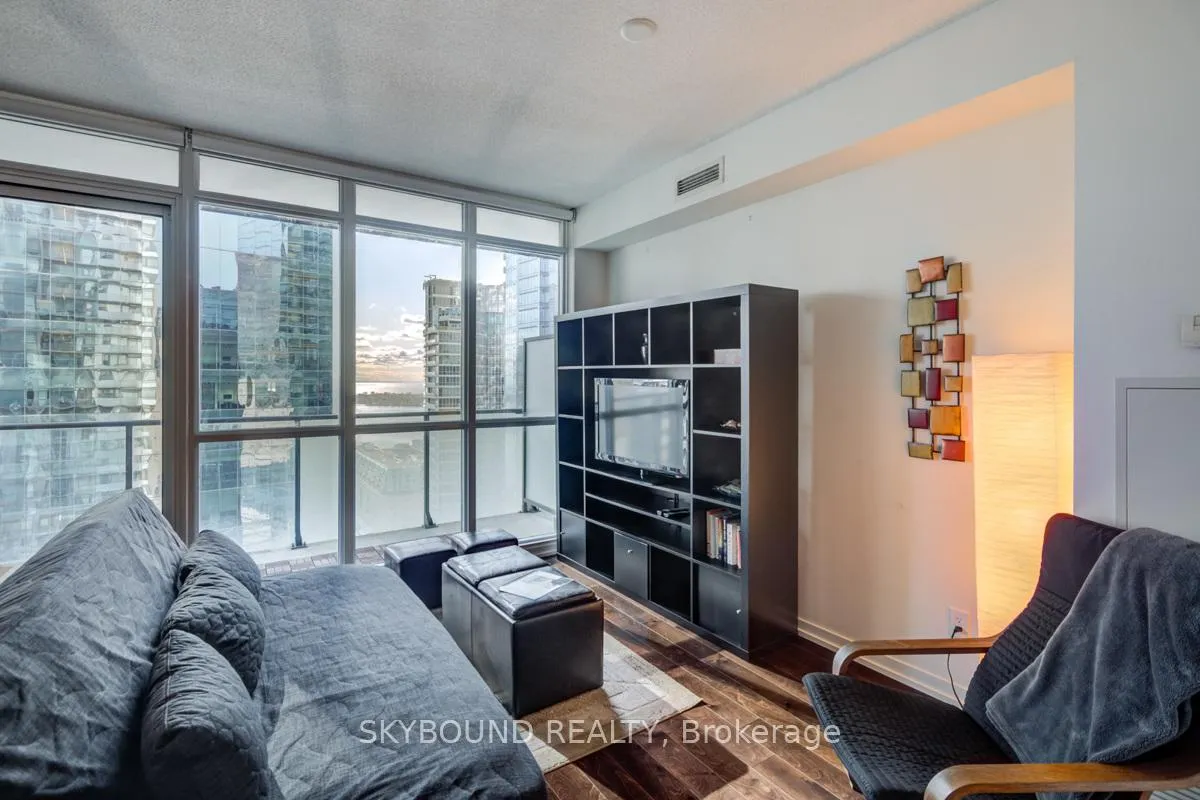 Photo 7 of Unit 2709, 55 Bremner Boulevard, Toronto, Waterfront Communities — HOMEH