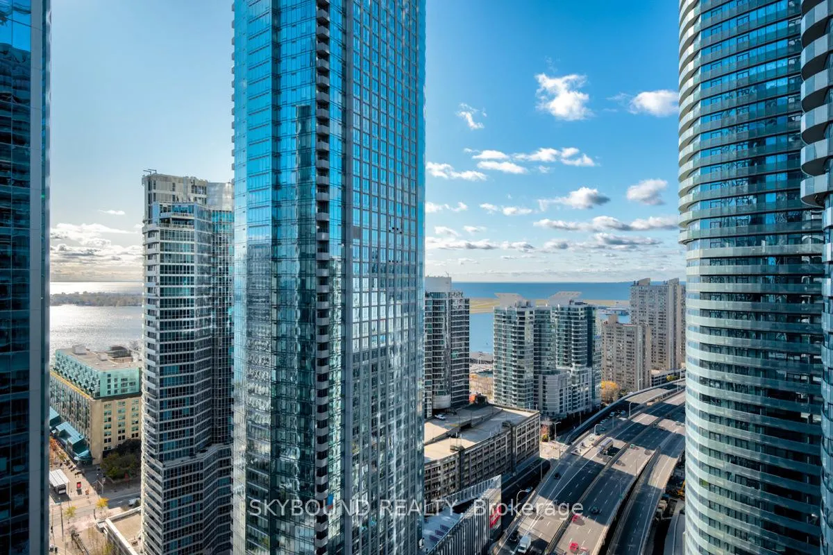 Photo 15 of Unit 2709, 55 Bremner Boulevard, Toronto, Waterfront Communities — HOMEH