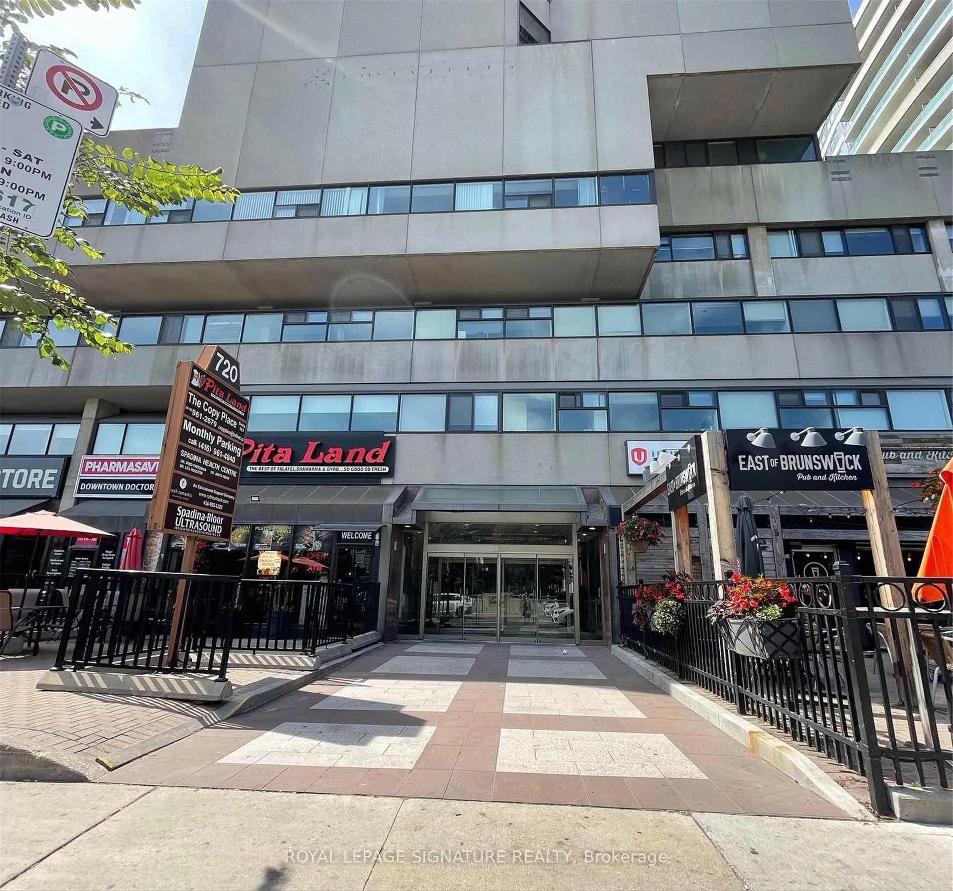 Photo 2 of Unit 1505, 720 Spadina Avenue, Toronto, University — HOMEH