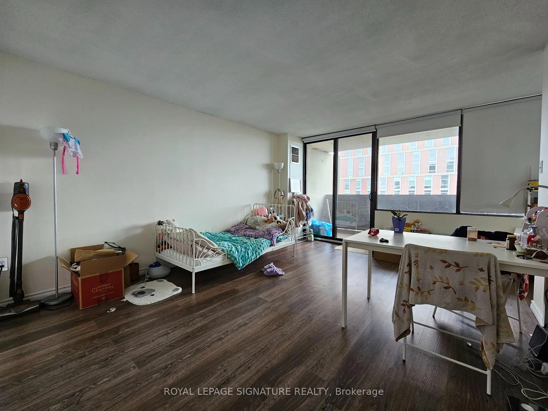 Photo 6 of Unit 1505, 720 Spadina Avenue, Toronto, University — HOMEH