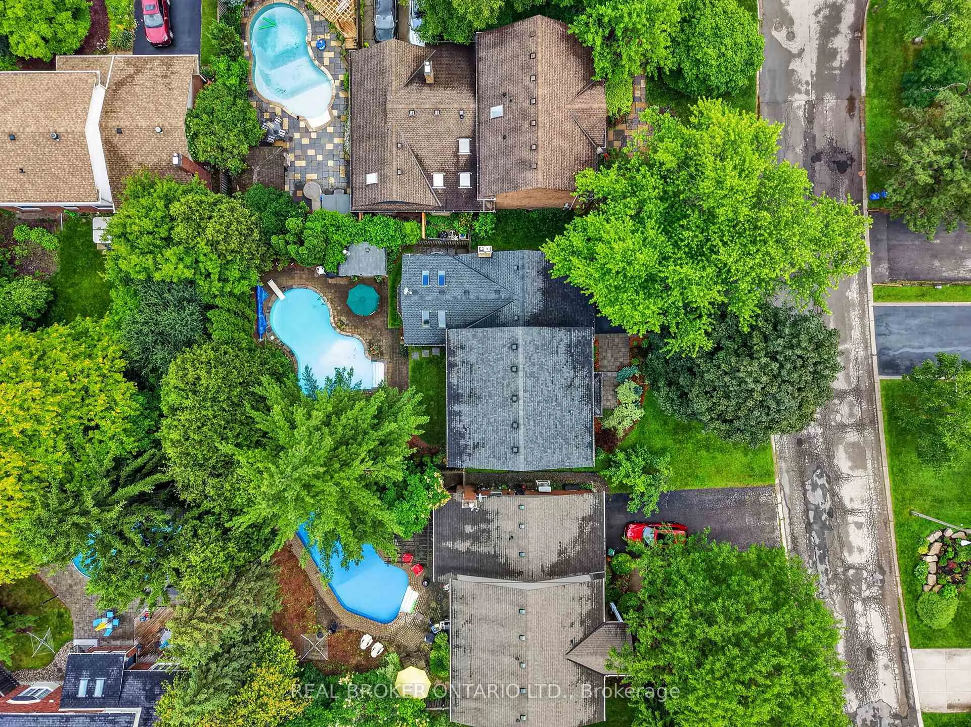 Photo 5 of 207 Longfield Crescent, Hamilton, Ancaster — HOMEH