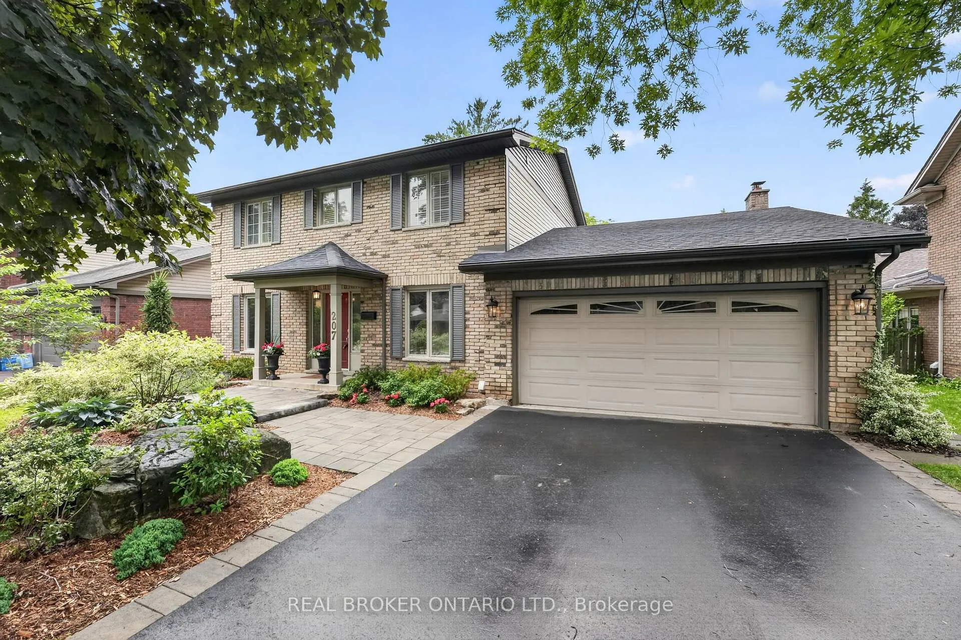 Photo 7 of 207 Longfield Crescent, Hamilton, Ancaster — HOMEH